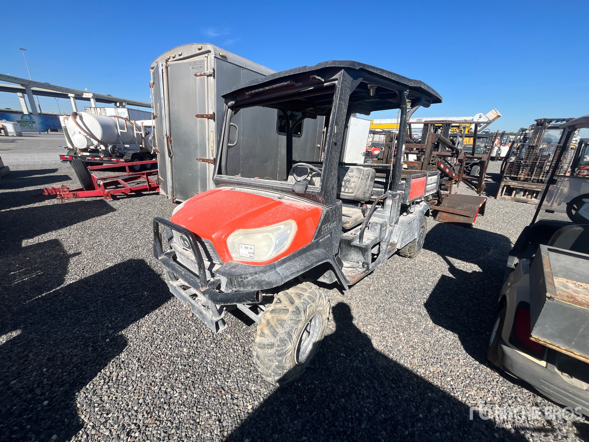 General Appearance with Picture, Left Front Corner