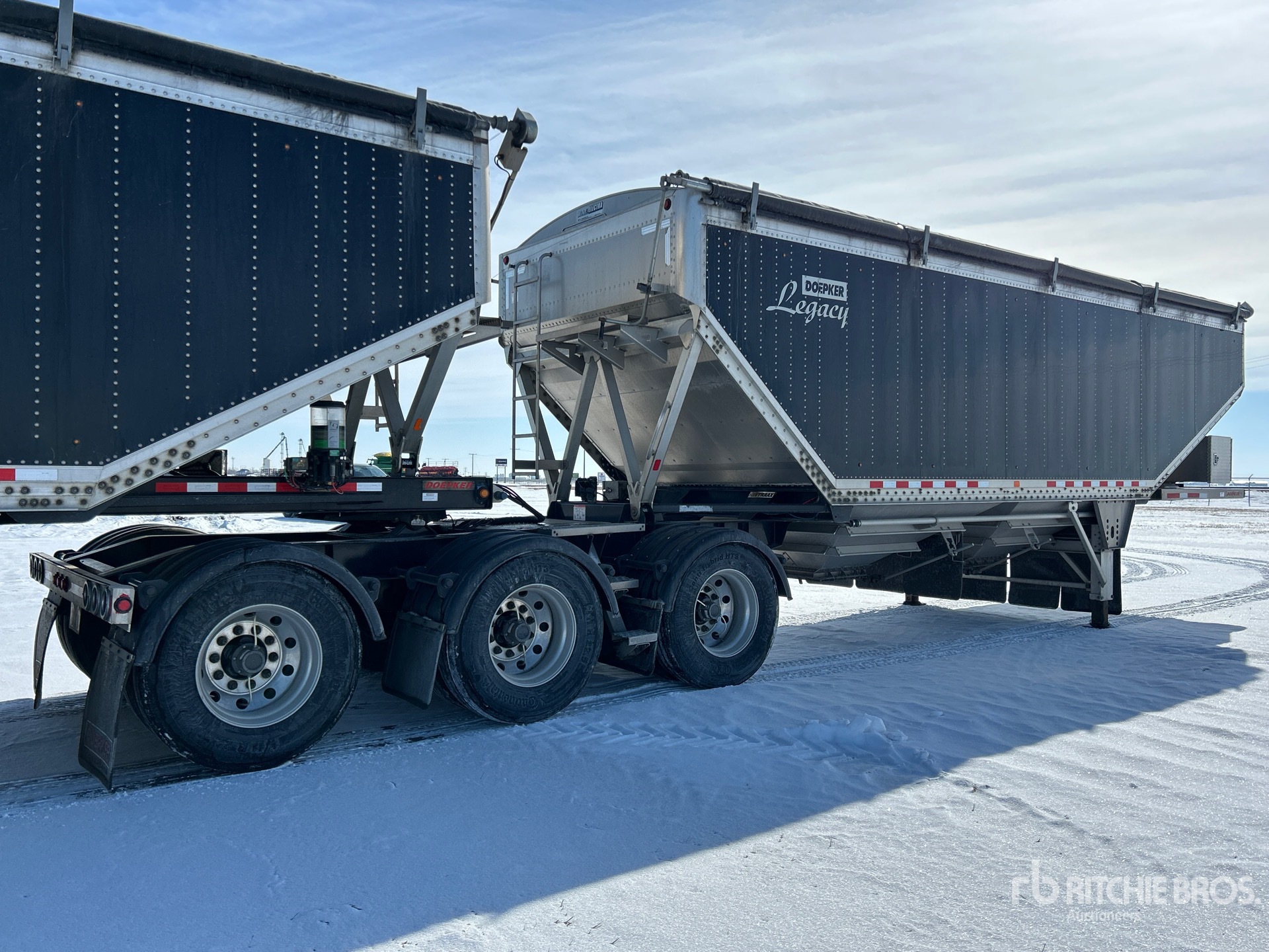 General Appearance with Imagen: esquina trasera derecha