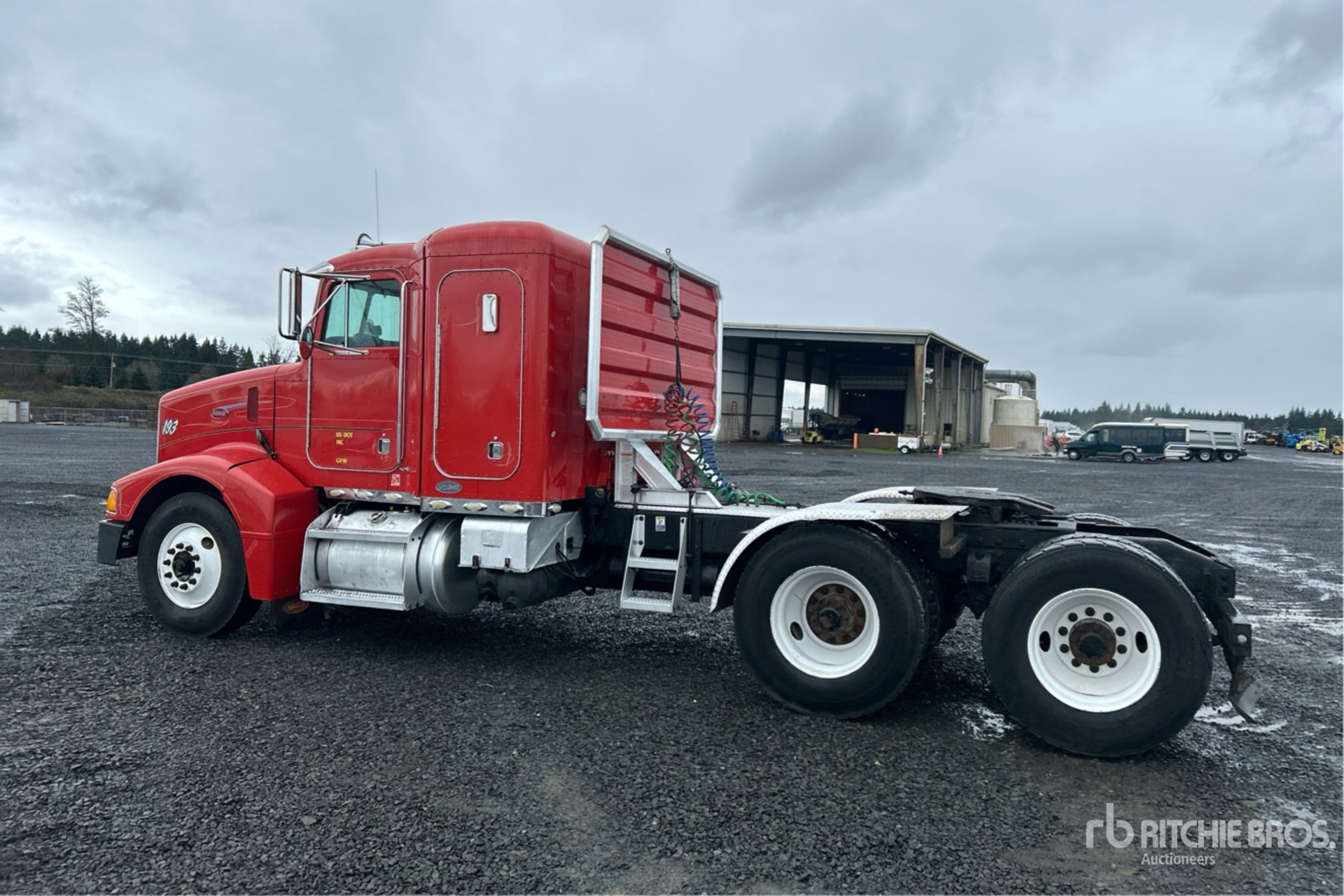 General Appearance with Imagen: esquina trasera izquierda