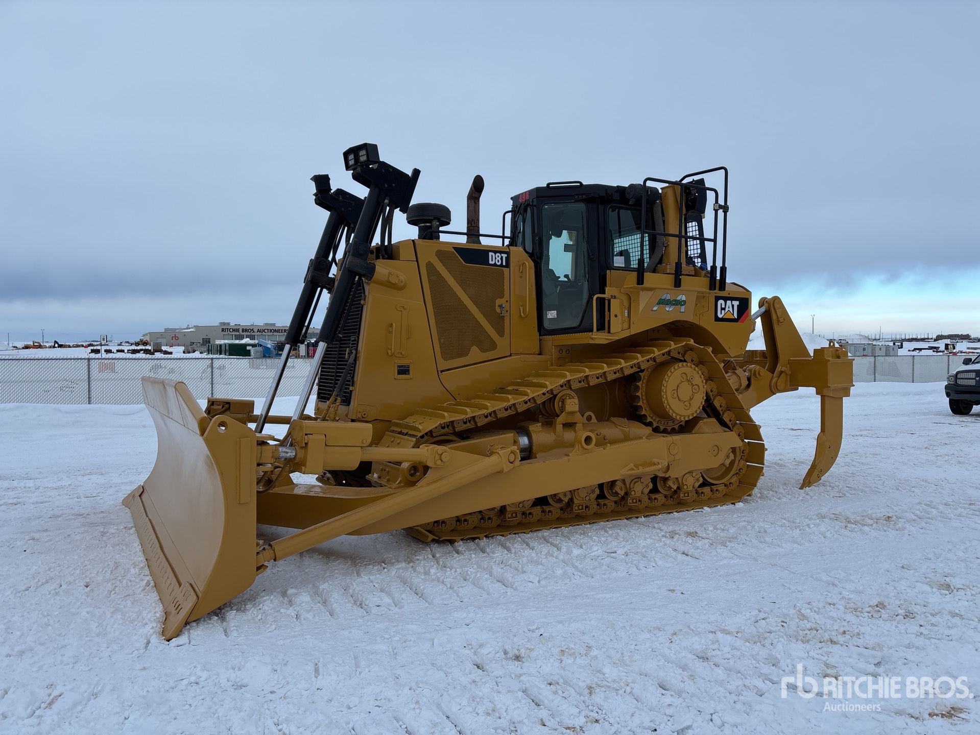 General Appearance with Foto, angolo anteriore sinistro