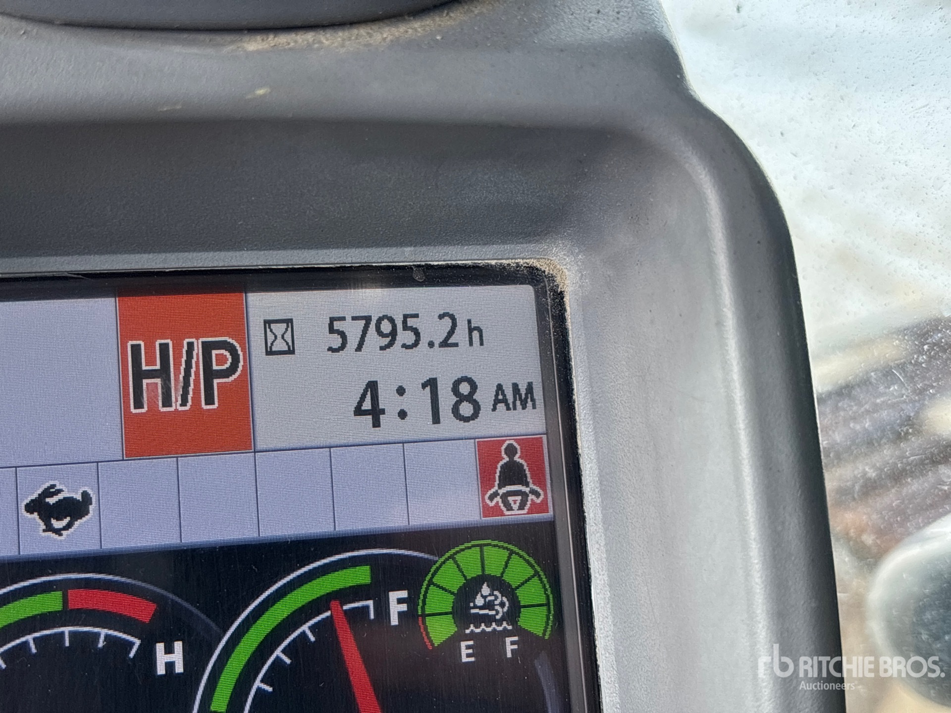 General Appearance with Hour Meter / Odometer