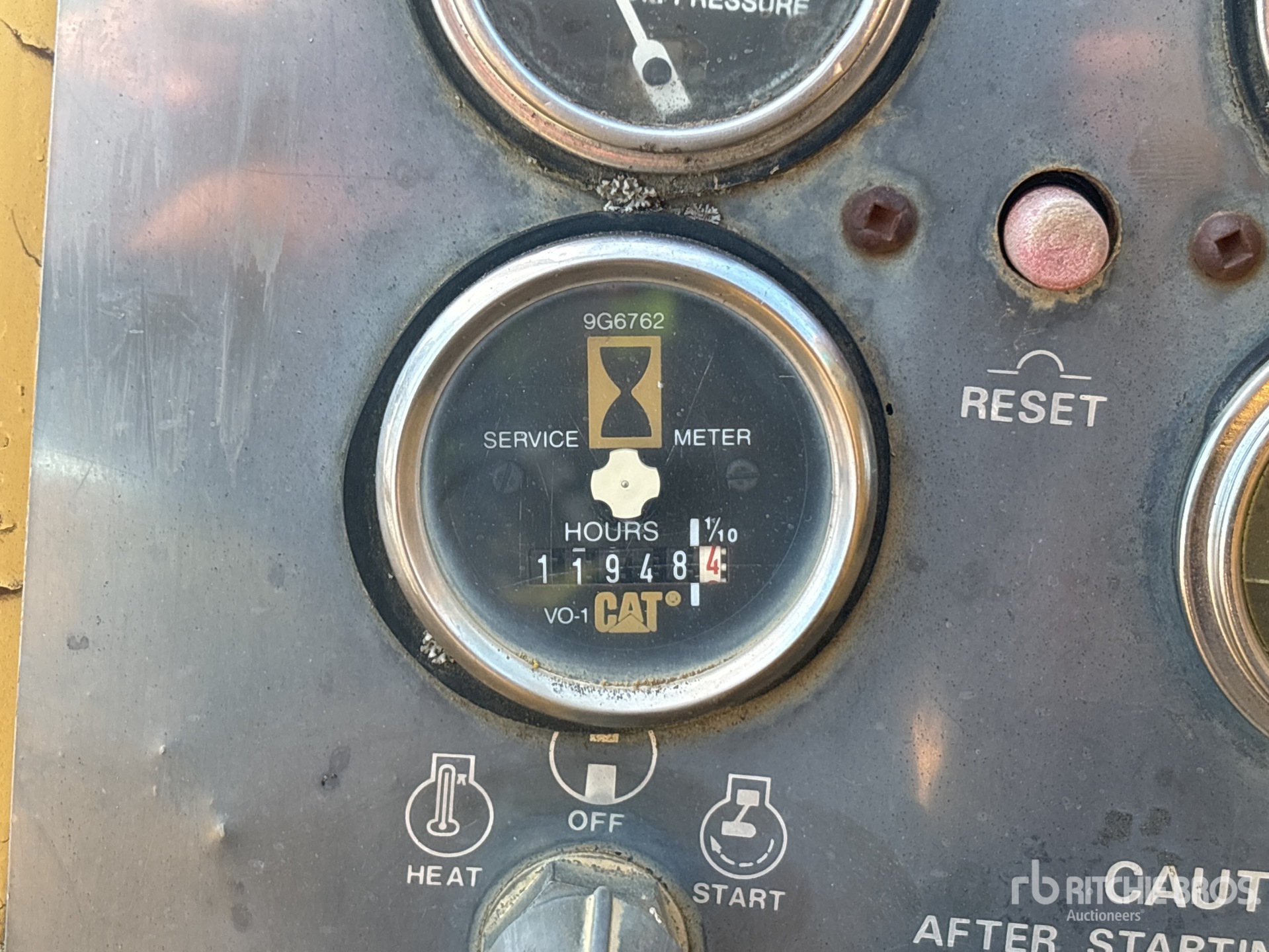 General Appearance with Hour Meter / Odometer