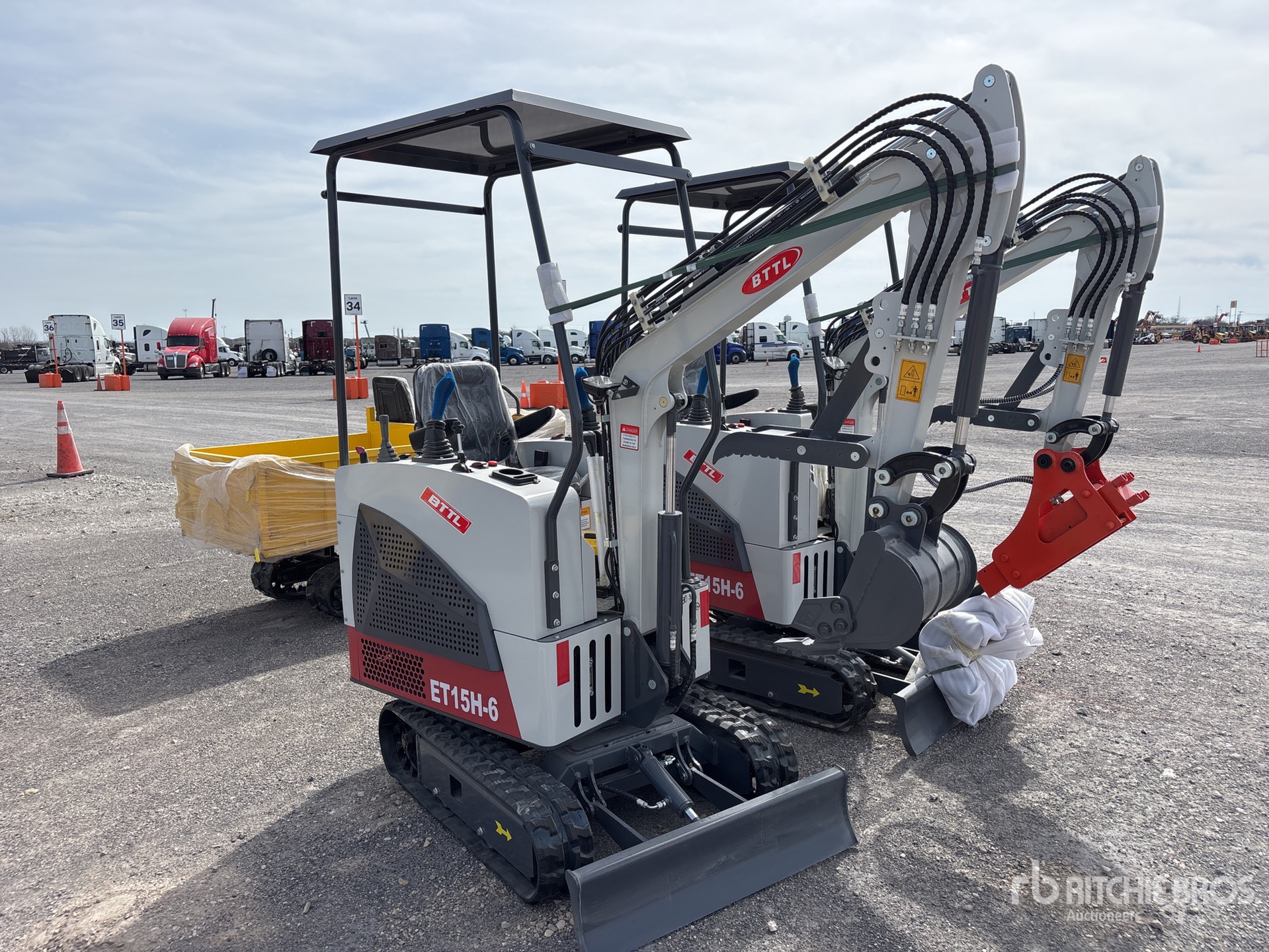 General Appearance with Picture, Right Front Corner