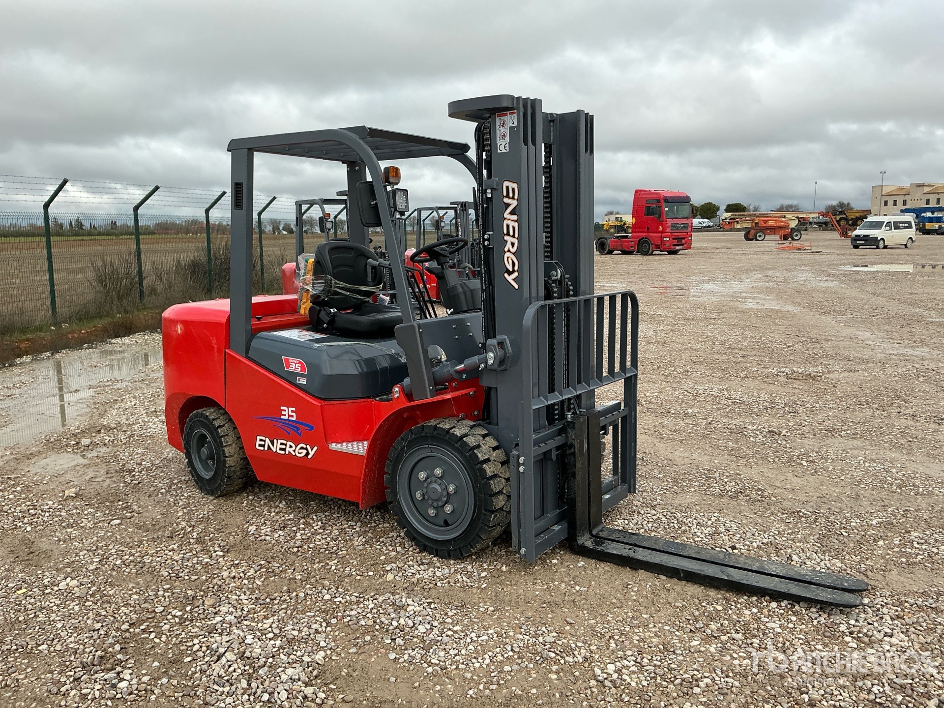 General Appearance with Picture, Right Front Corner