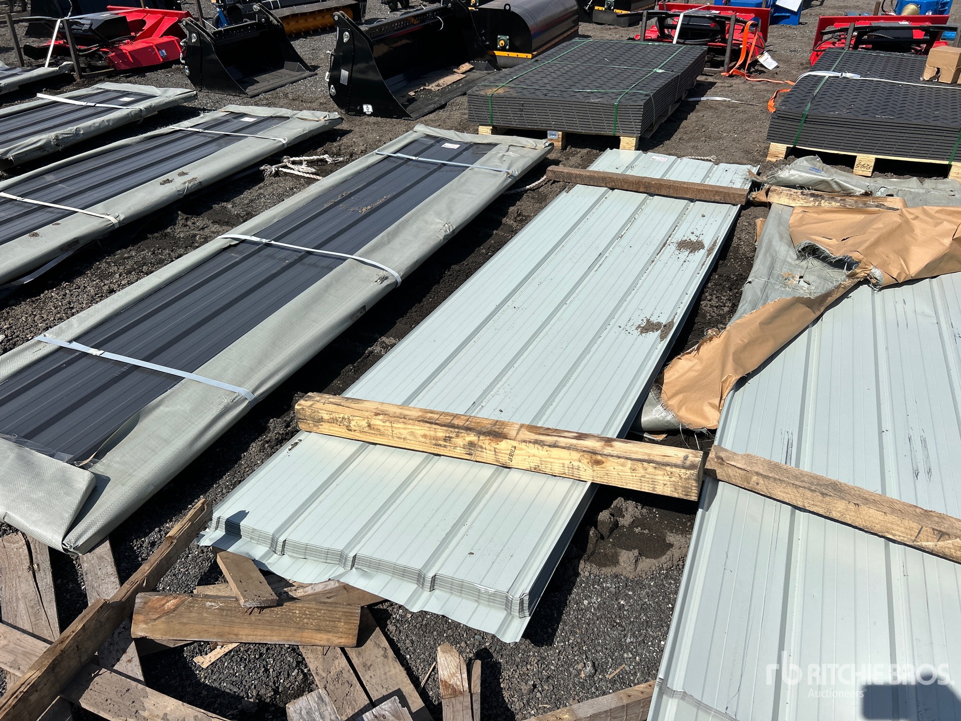 General Appearance with Foto, angolo anteriore sinistro