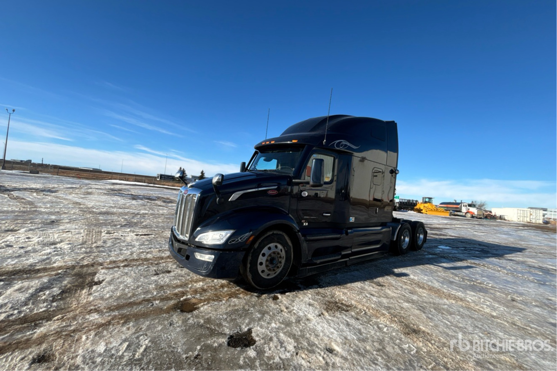 General Appearance with Picture, Left Front Corner