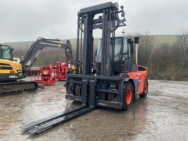 2018 Linde H120 12 ton Forklift