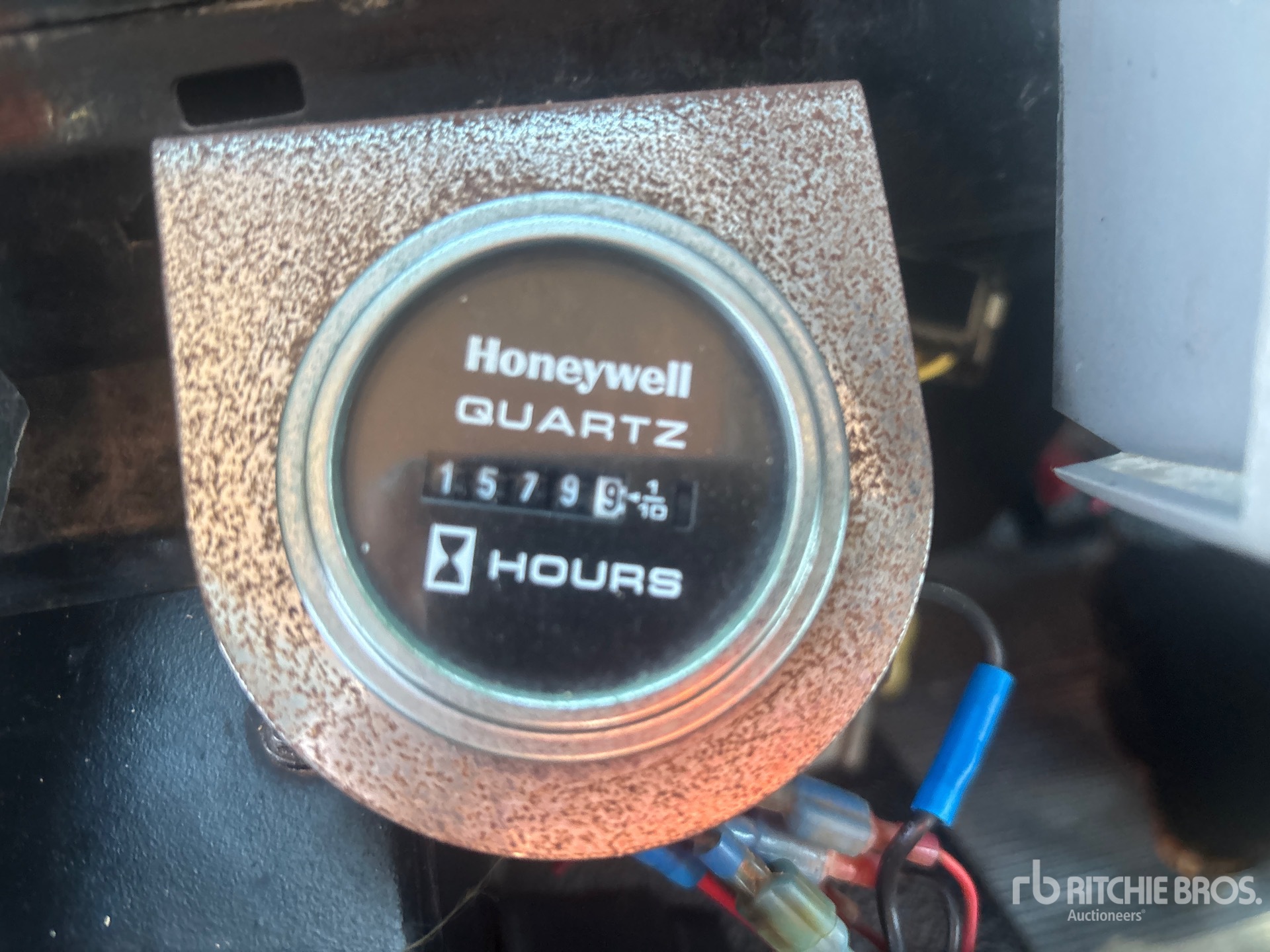 Cab with Engine Hours