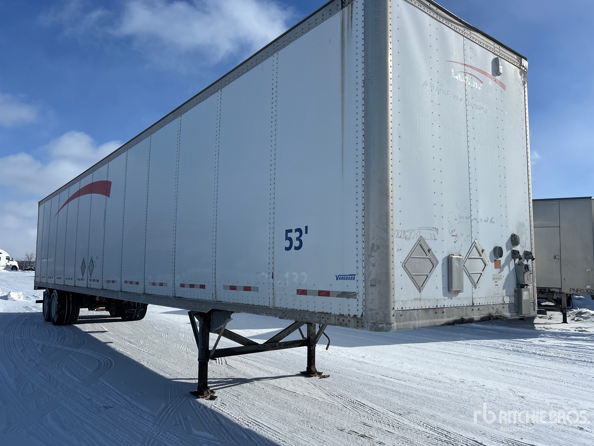 Aspect général with Image, coin avant droit