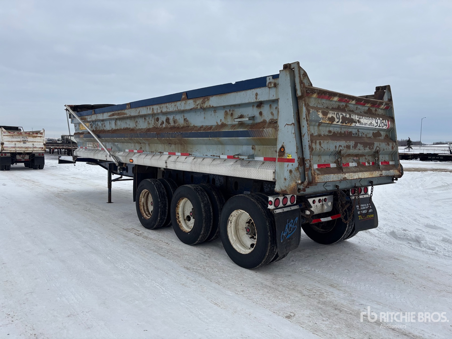 General Appearance with Imagen: esquina trasera izquierda