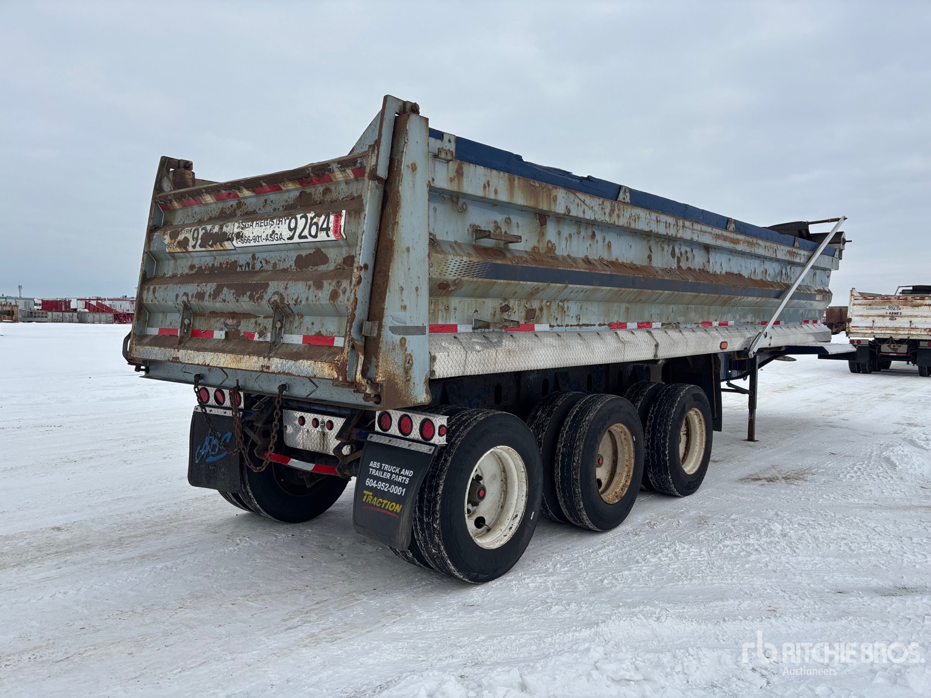 General Appearance with Imagen: esquina trasera derecha