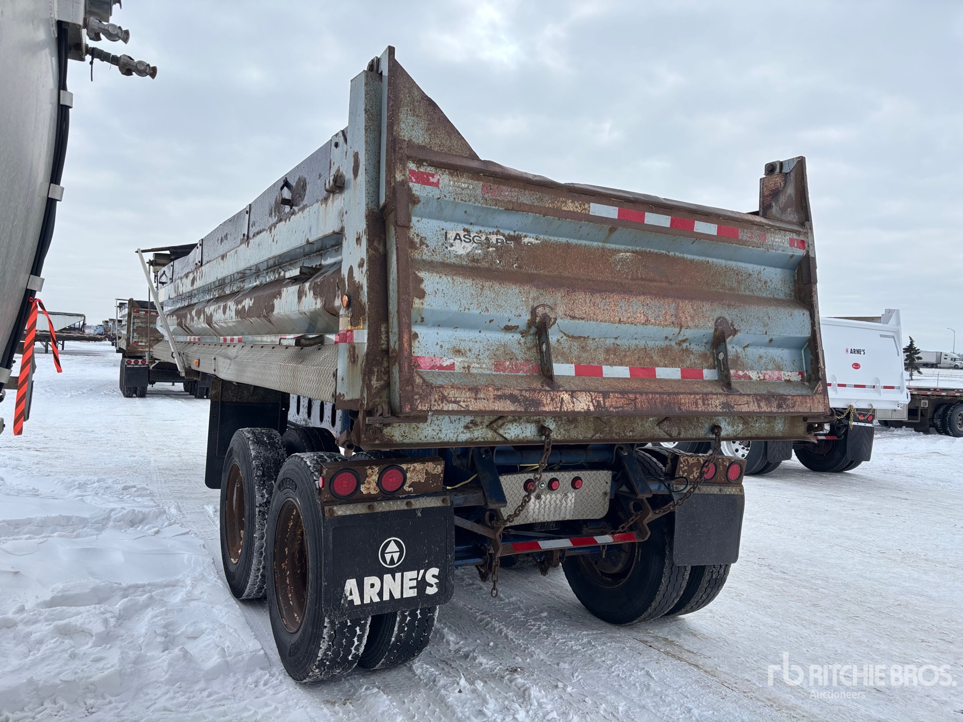 General Appearance with Imagen: esquina trasera izquierda