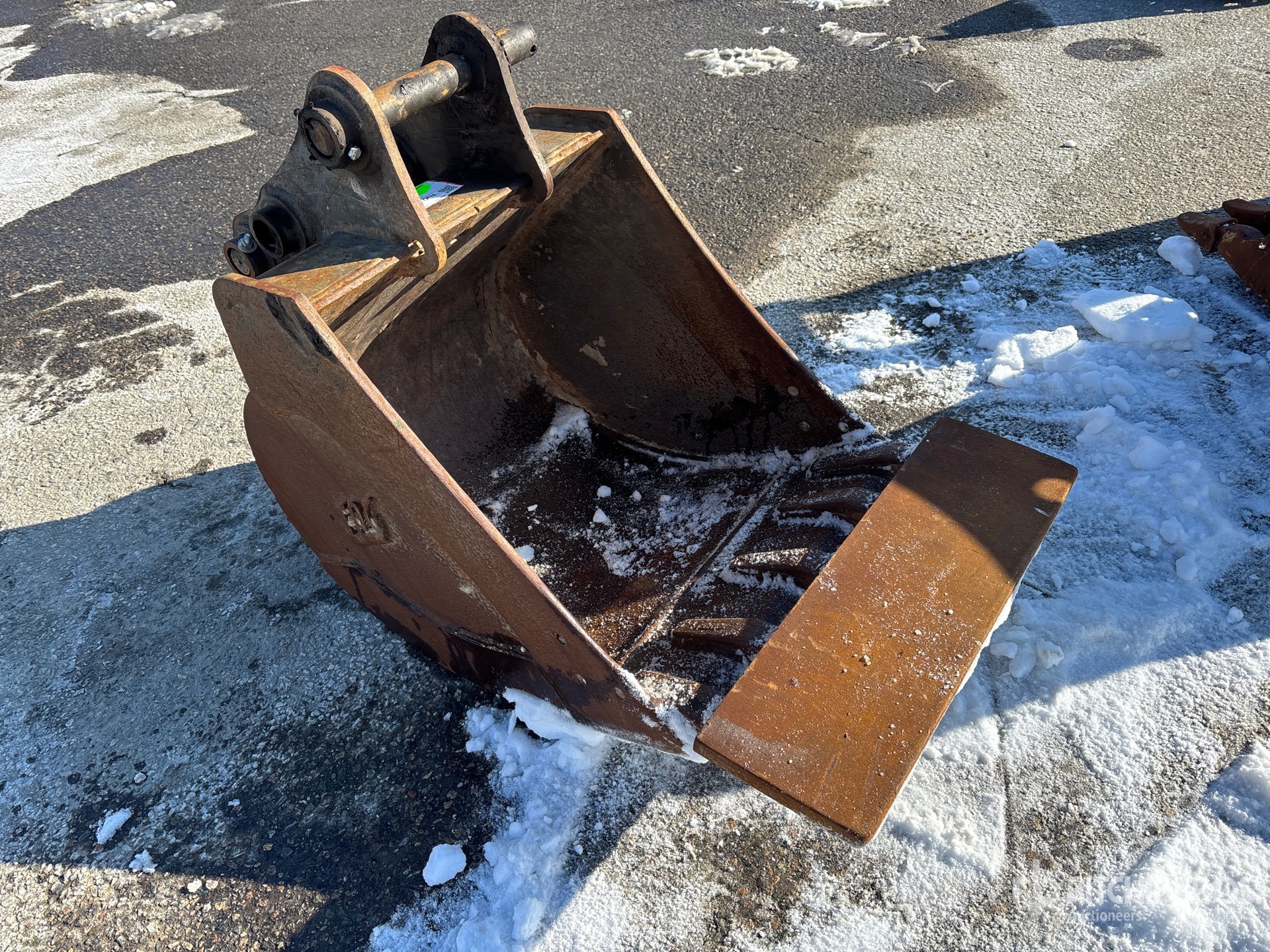 General Appearance with Image, coin avant droit