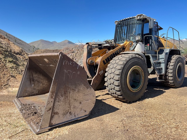 2012 Liebherr L580 Wheel Loader