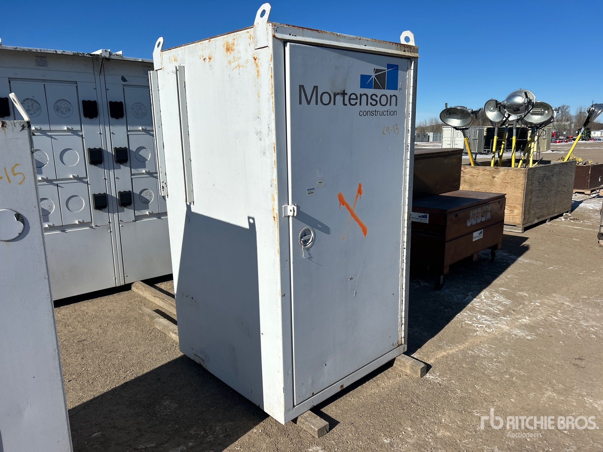 General Appearance with Image, coin avant droit