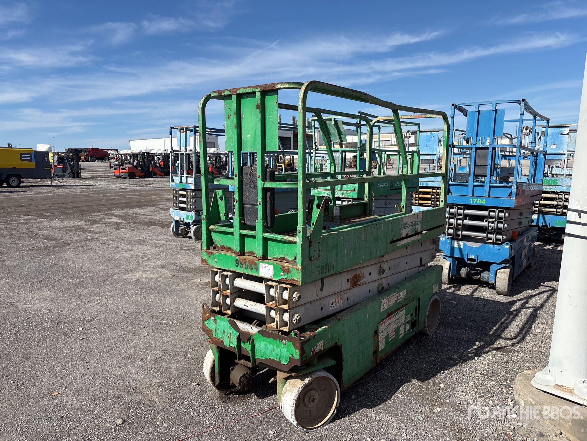 General Appearance with Featured Photo