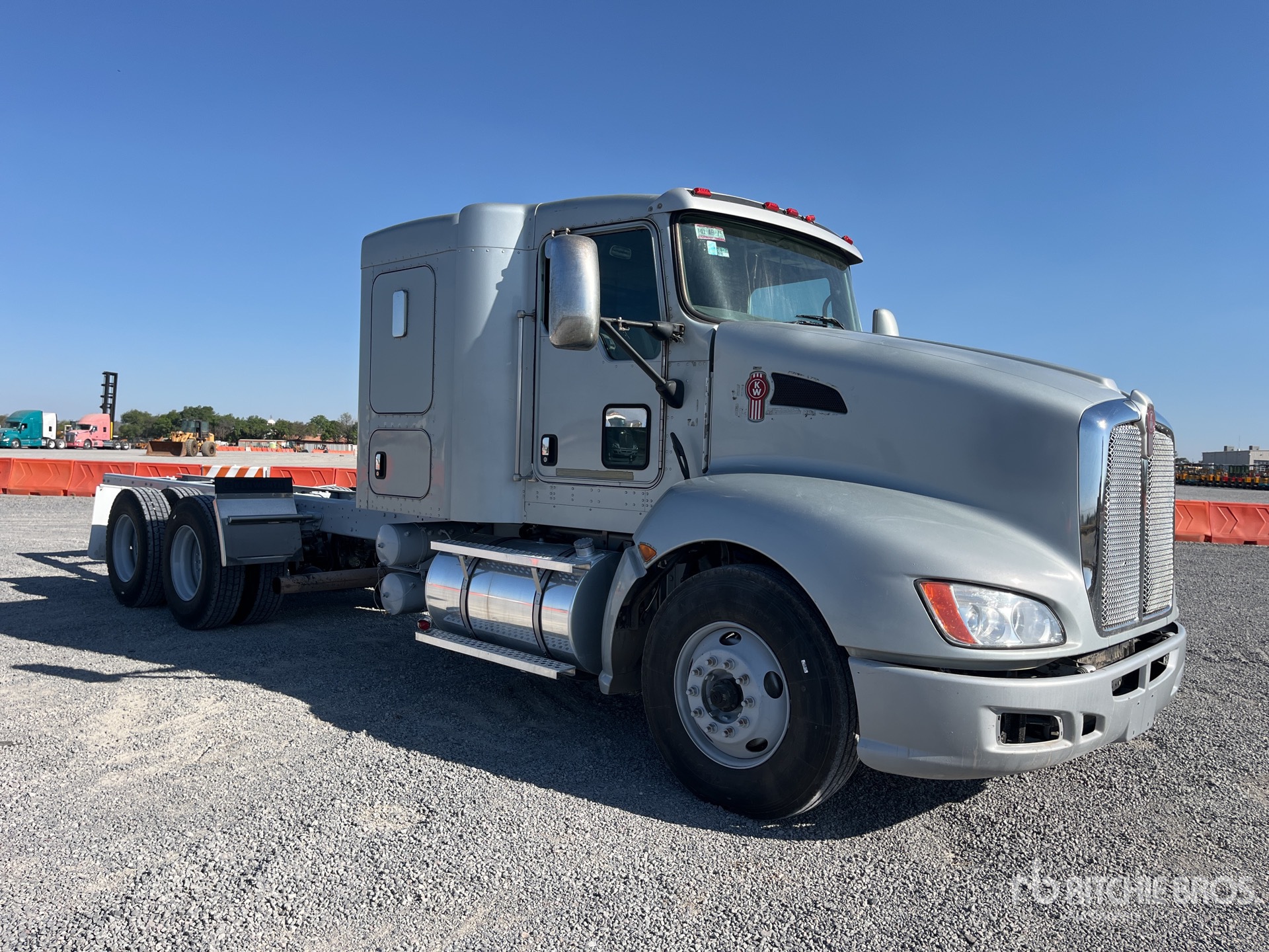 General Appearance with Image, coin avant droit