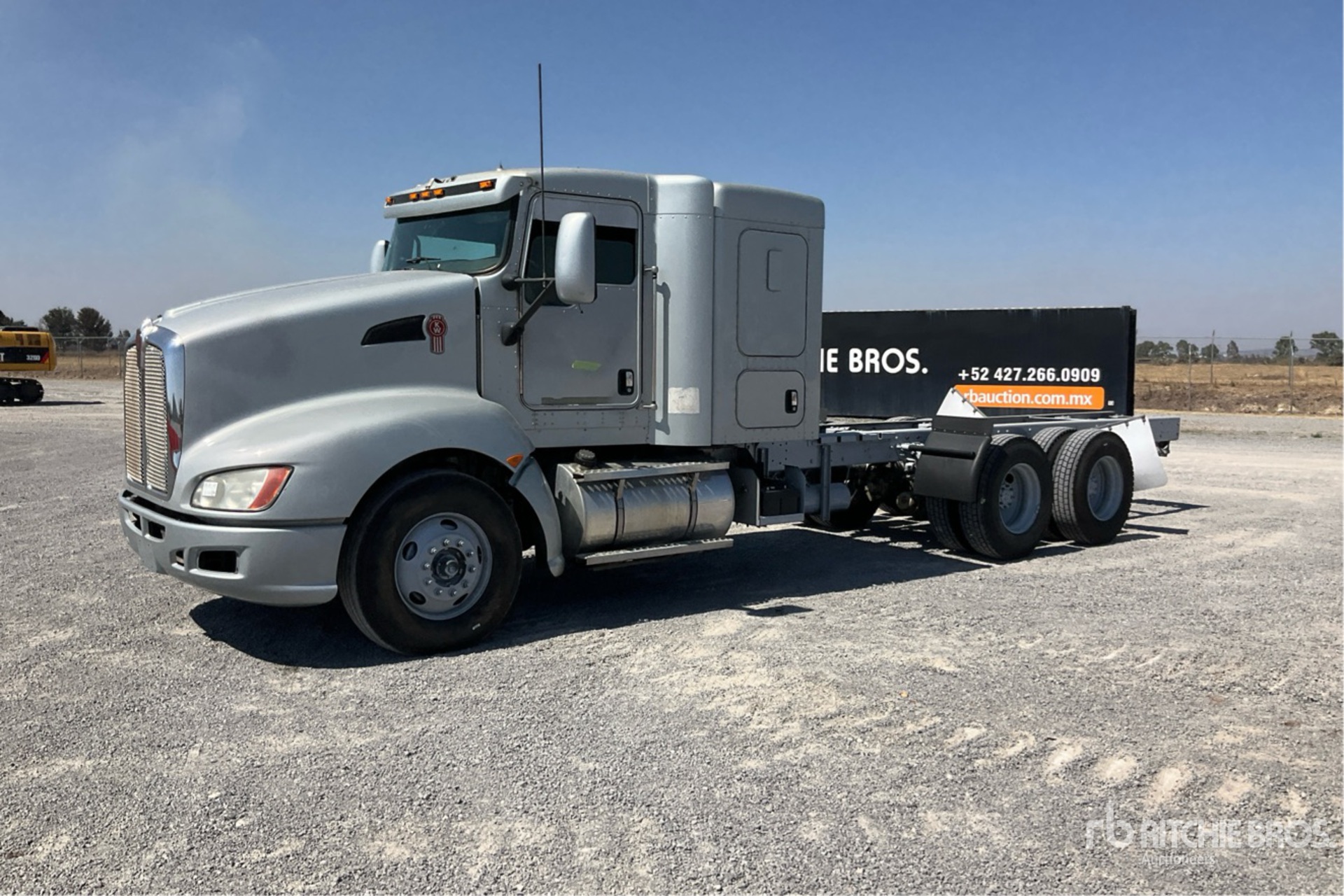 General Appearance with Image, coin avant gauche