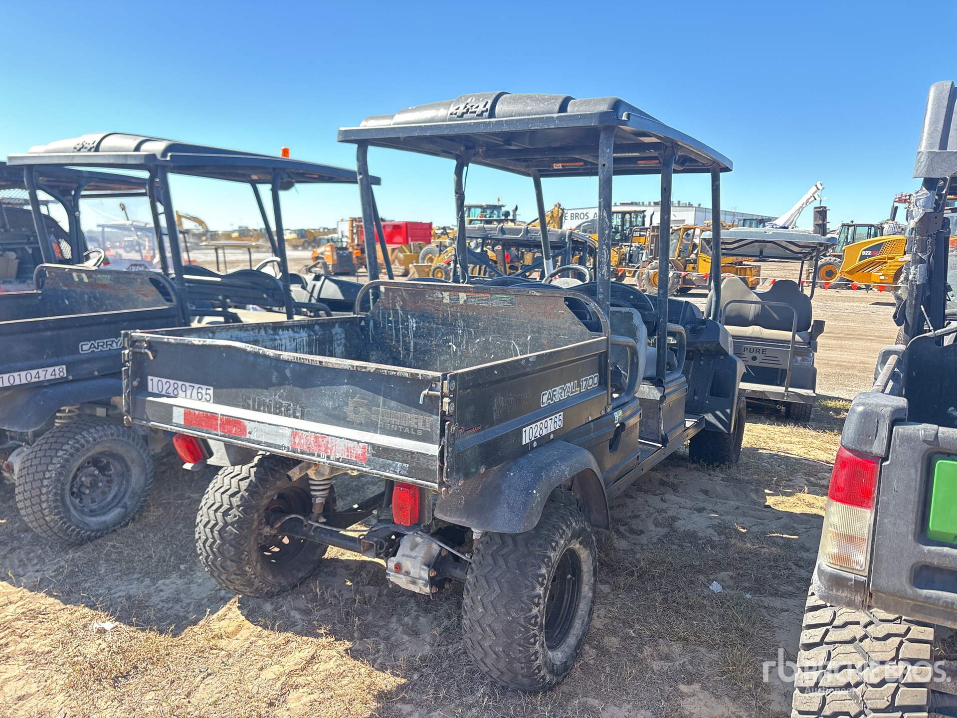 General Appearance with Picture, Right Rear Corner