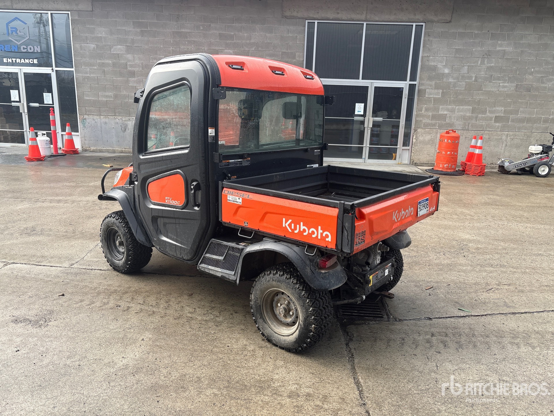 General Appearance with Picture, Left Rear Corner