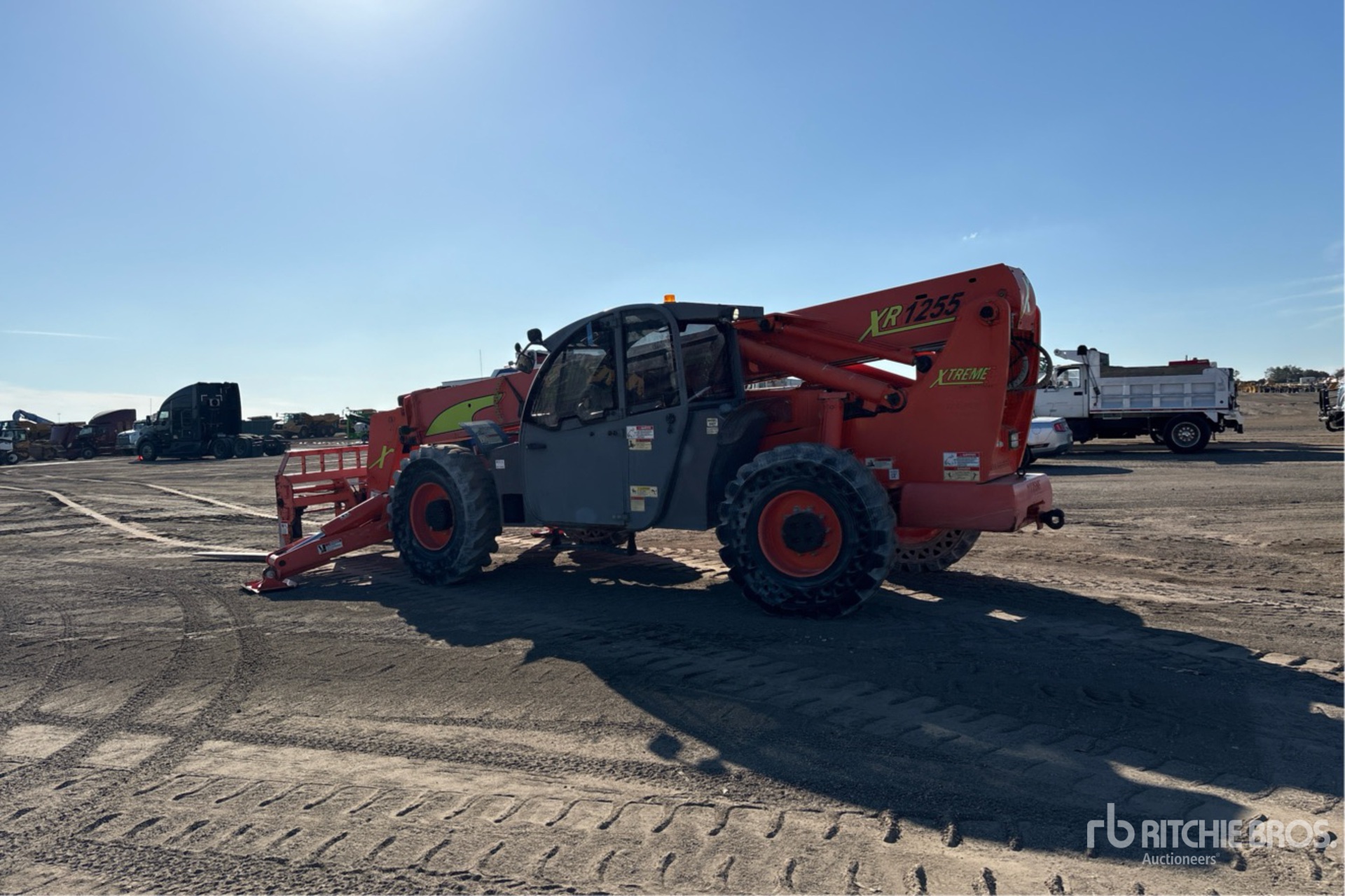 General Appearance with Imagen: esquina trasera izquierda