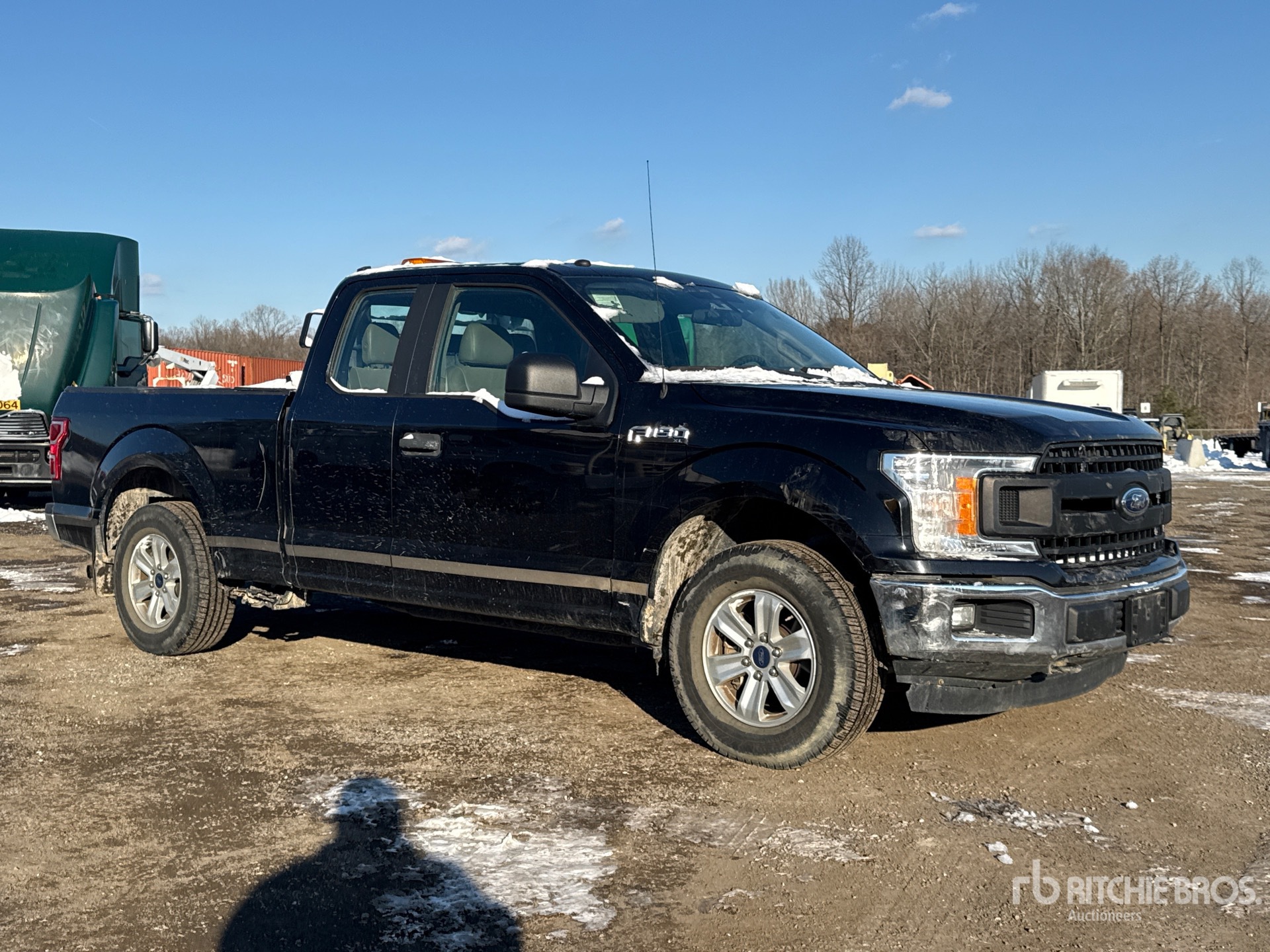 General Appearance with Image, coin avant droit