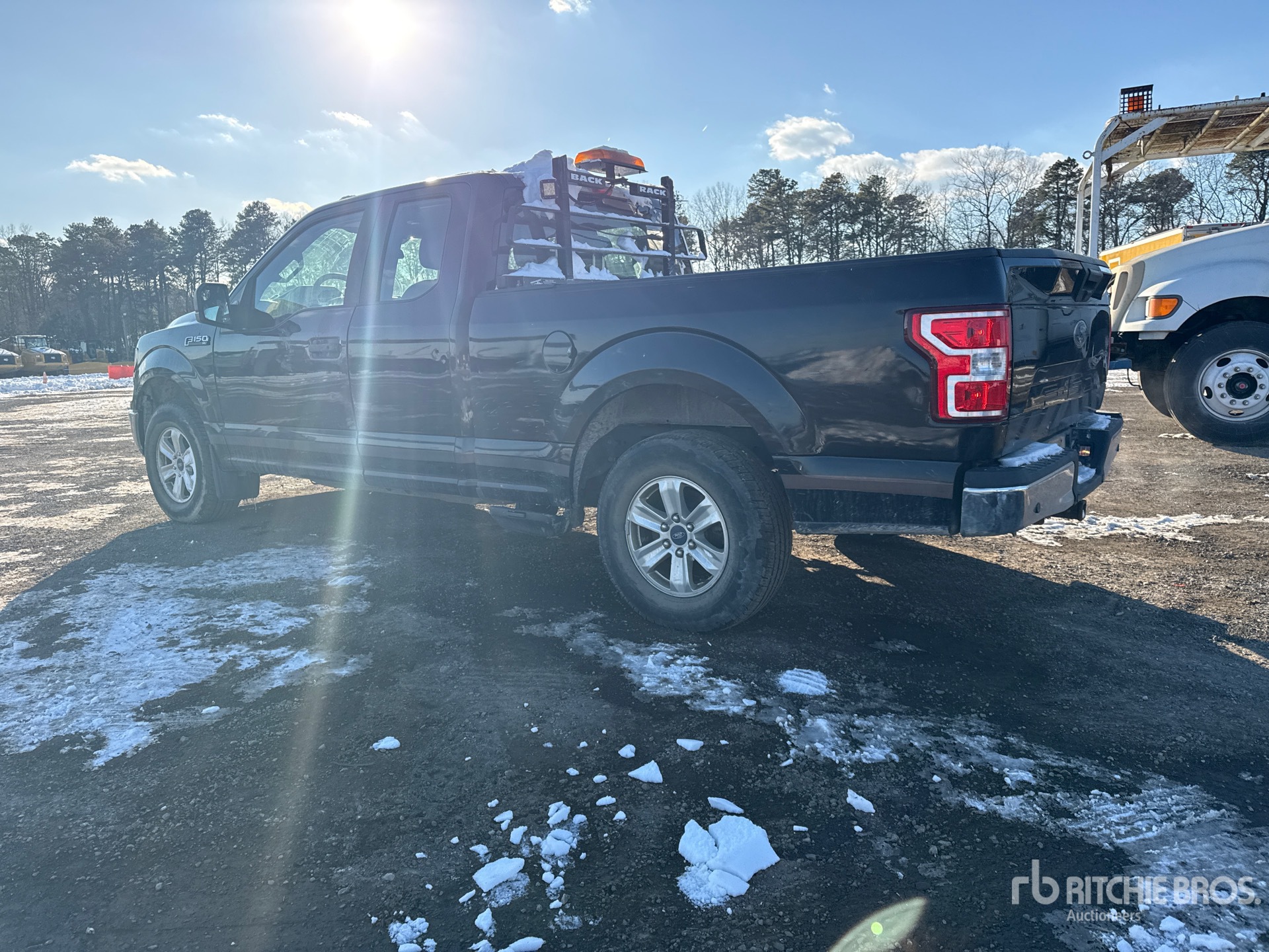 General Appearance with Image, coin arrière gauche