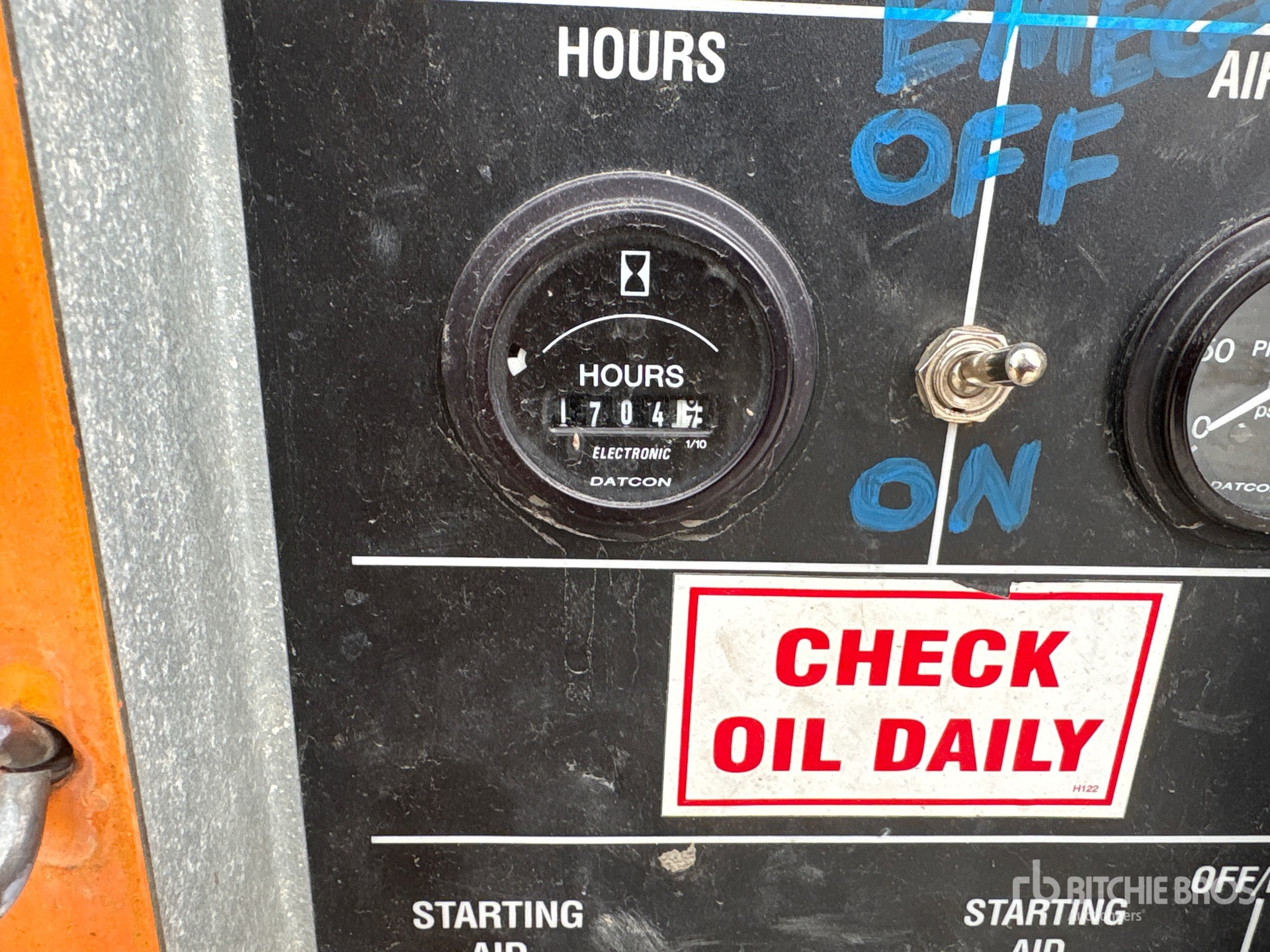 General Appearance with Hour Meter / Odometer