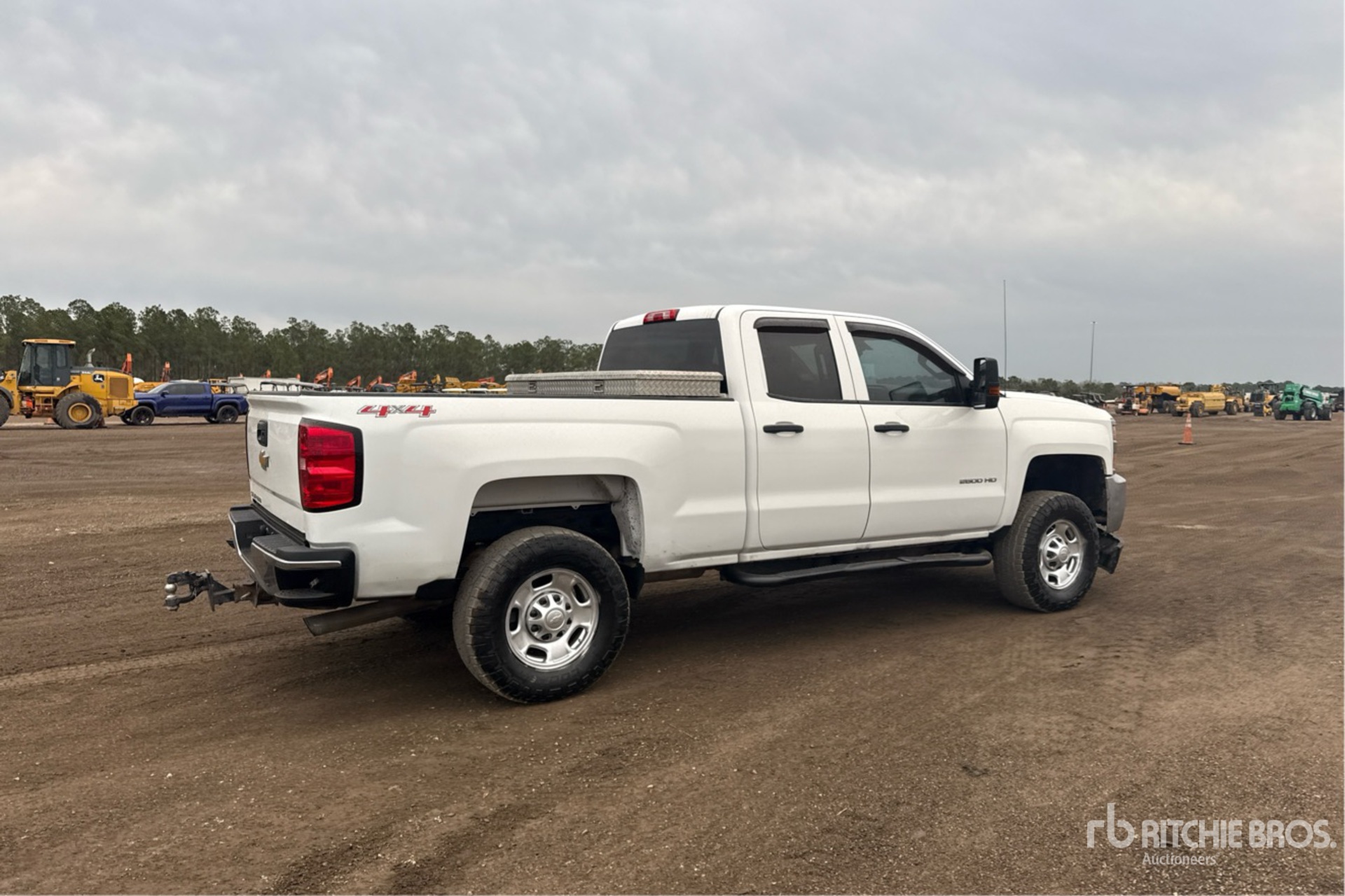 Aspect général with Image, coin arrière droit