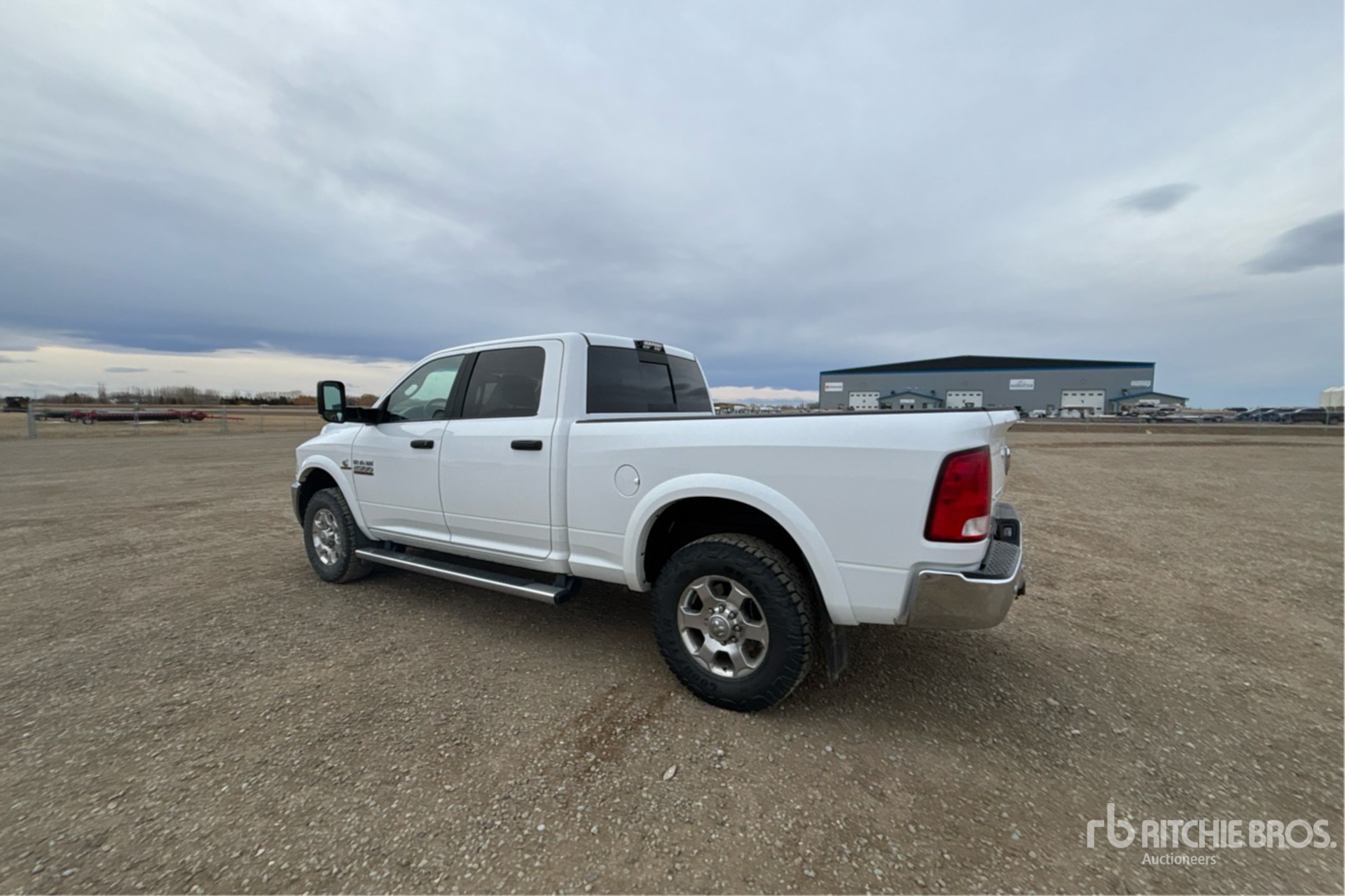 Aspect général with Image, coin arrière gauche