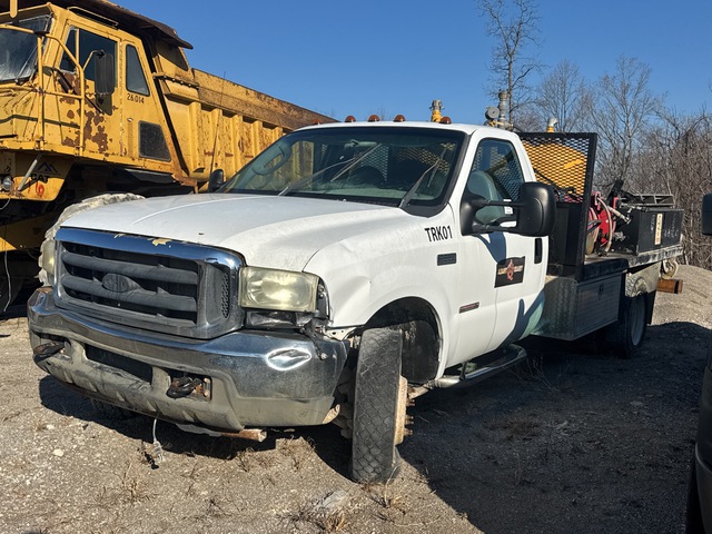 2003 FORD F550 4x2 Lube Truck (Inoperable)