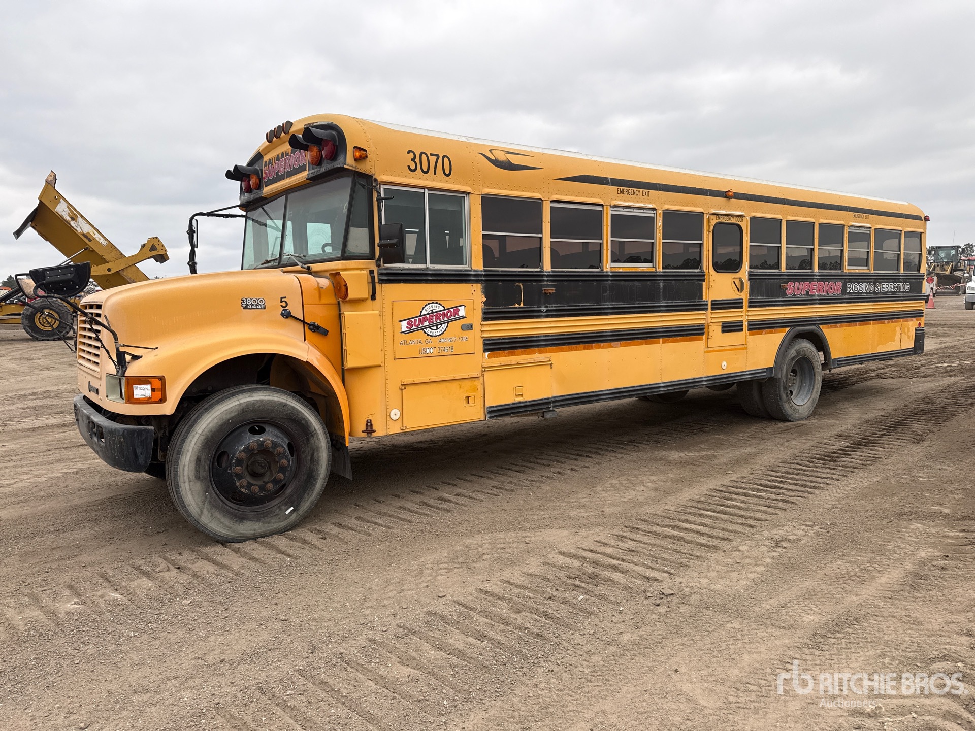 General Appearance with Featured Photo