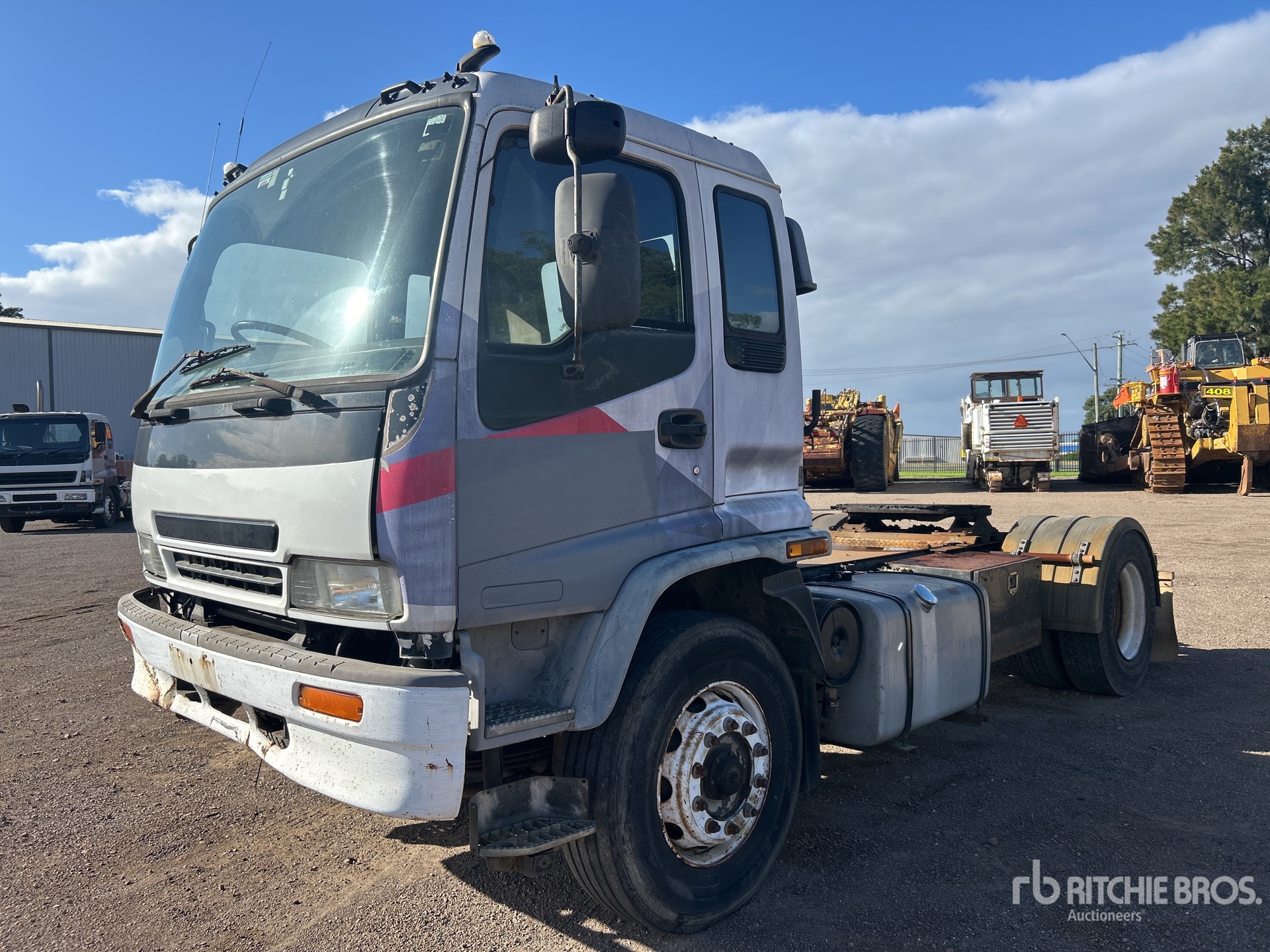 General Appearance with Picture, Right Front Corner