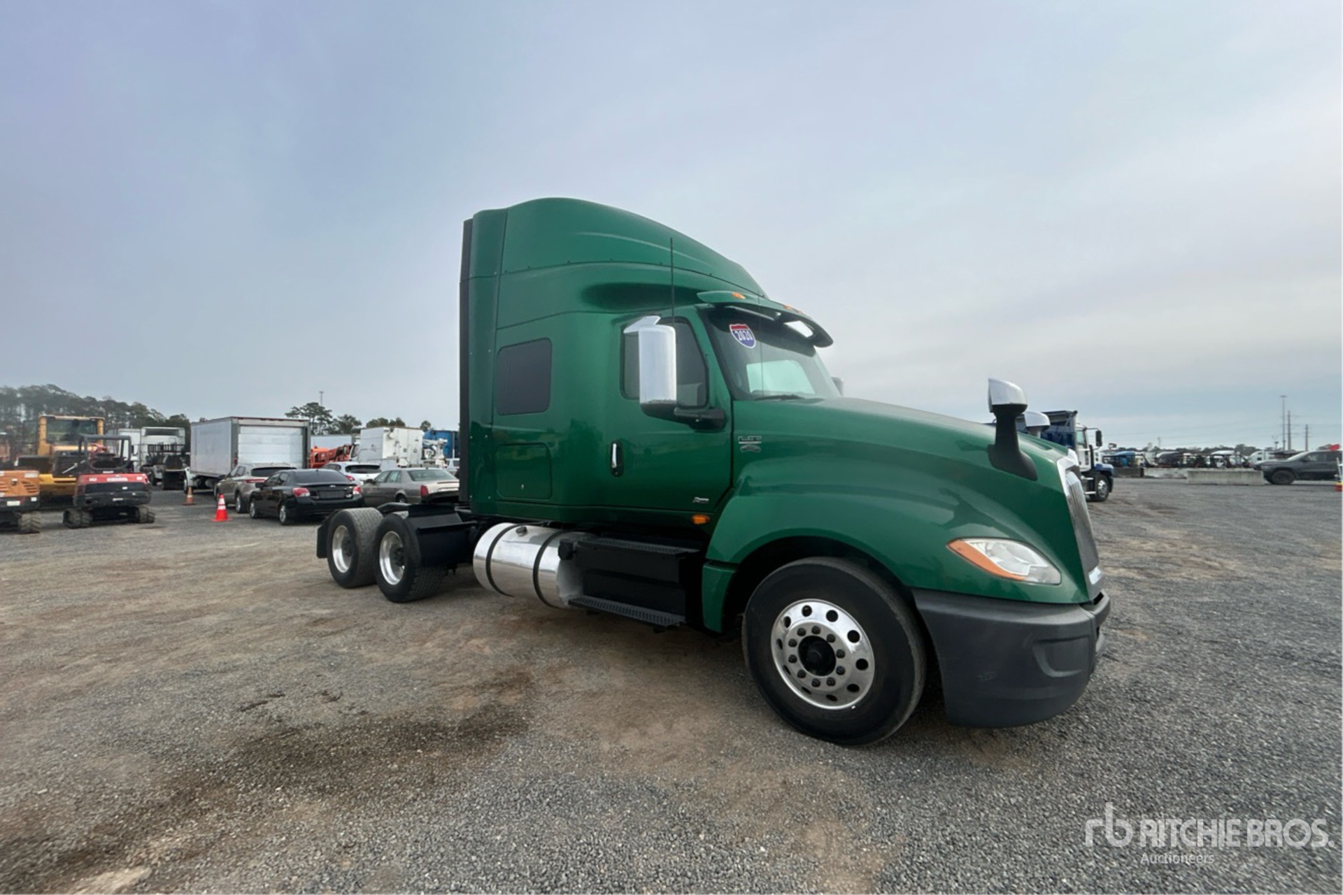 General Appearance with Picture, Right Front Corner