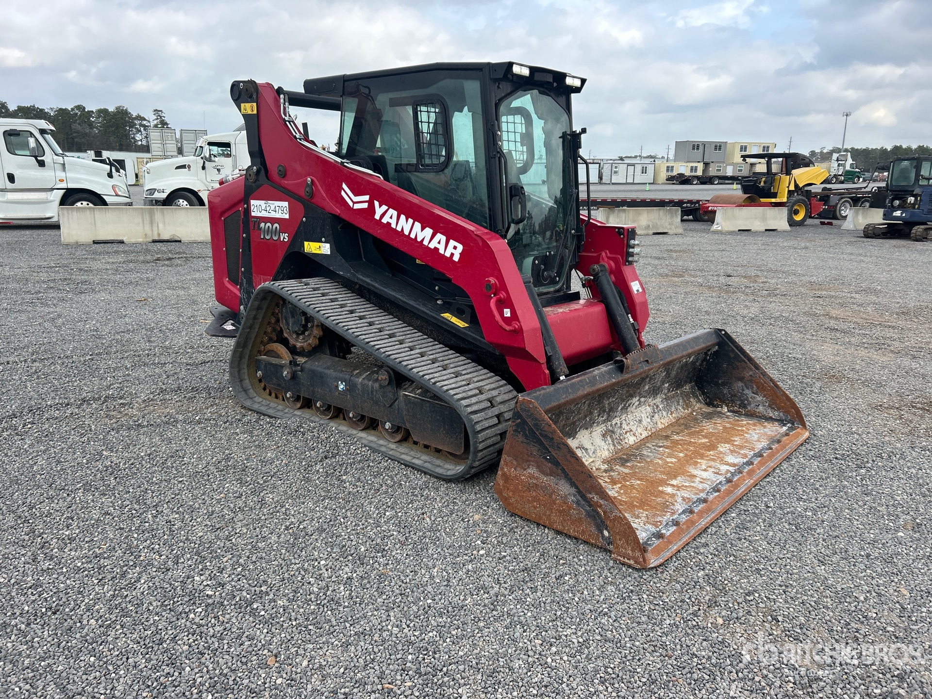 General Appearance with Picture, Right Front Corner