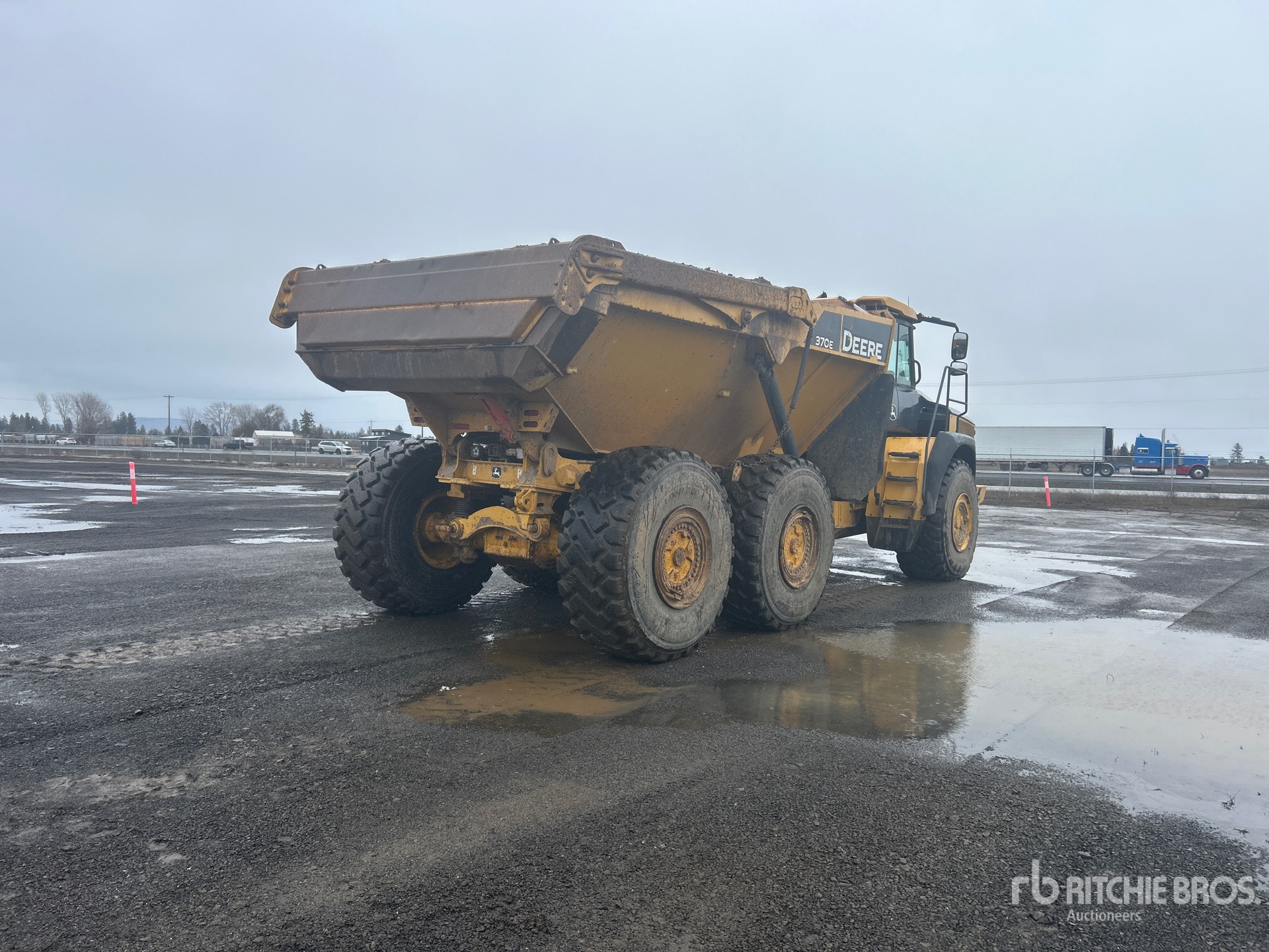 General Appearance with Picture, Right Rear Corner