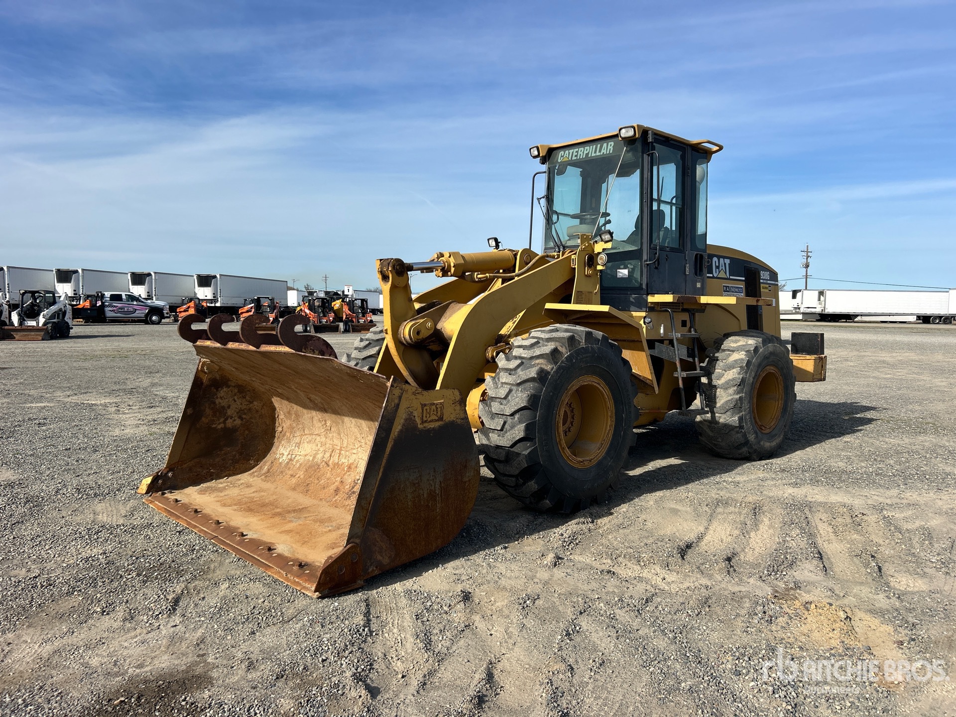 General Appearance with Featured Photo