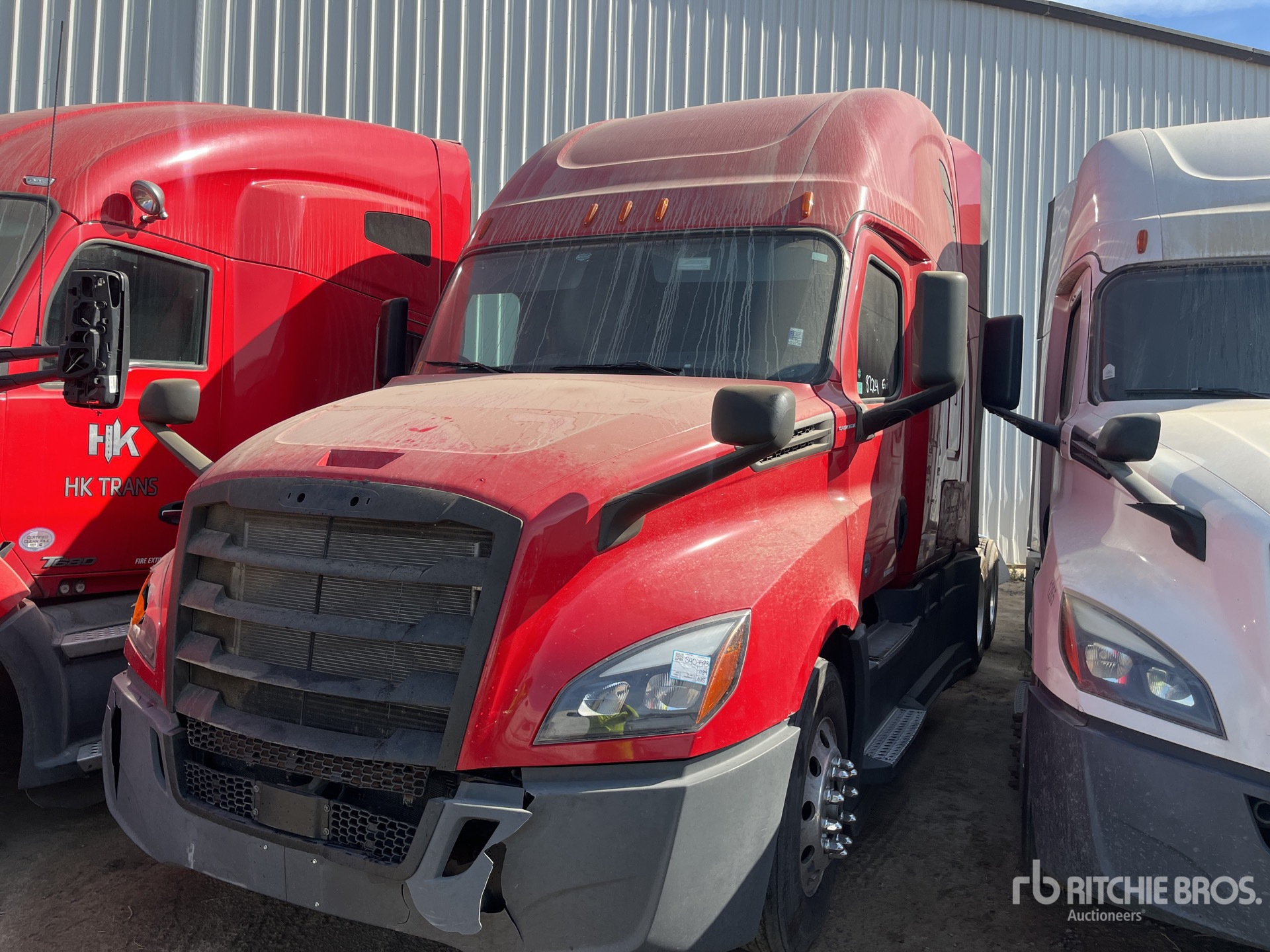 General Appearance with Picture, Left Front Corner