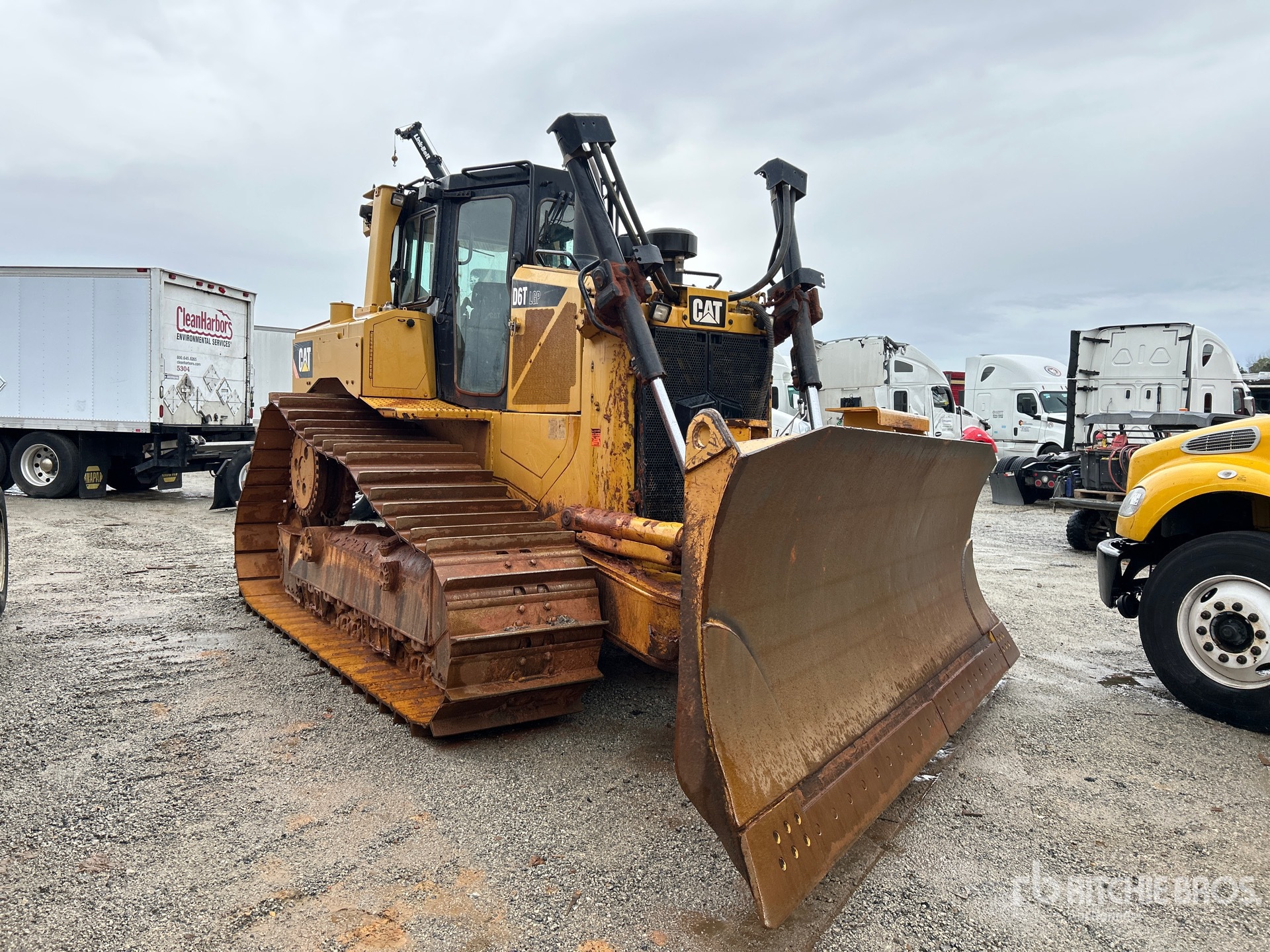 Aspect général with Image, coin avant droit