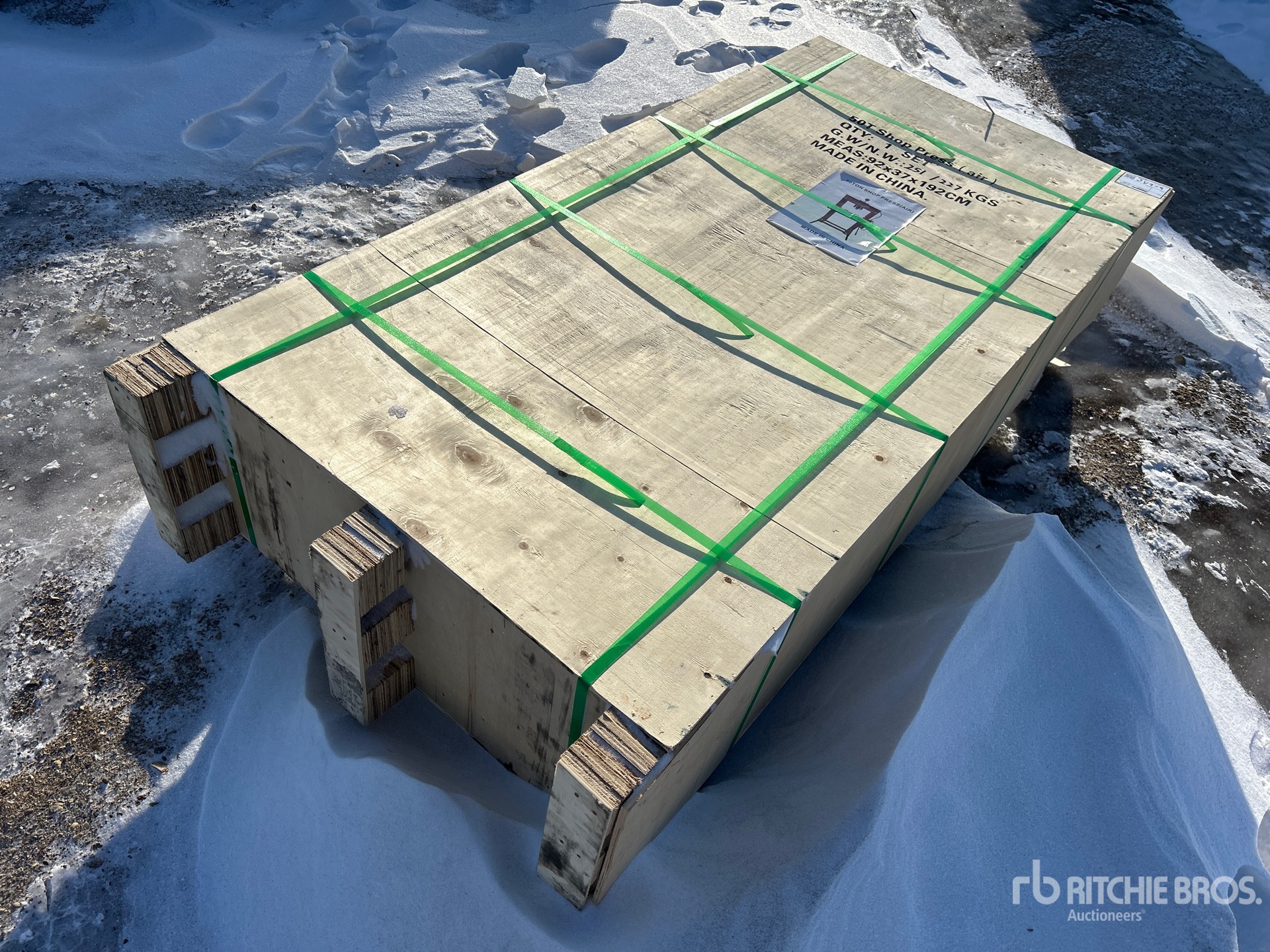 General Appearance with Picture, Left Front Corner