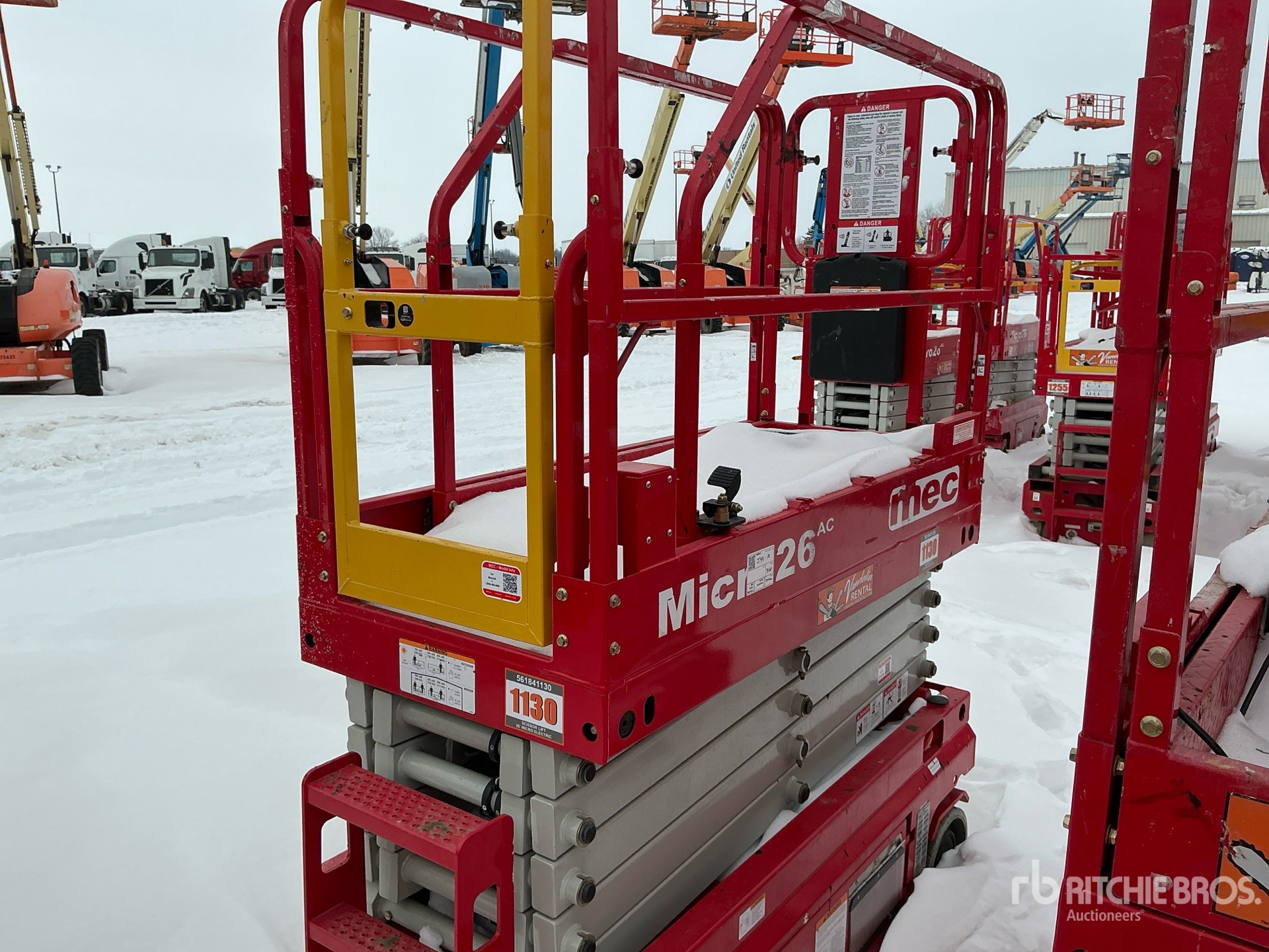 General Appearance with Featured Photo