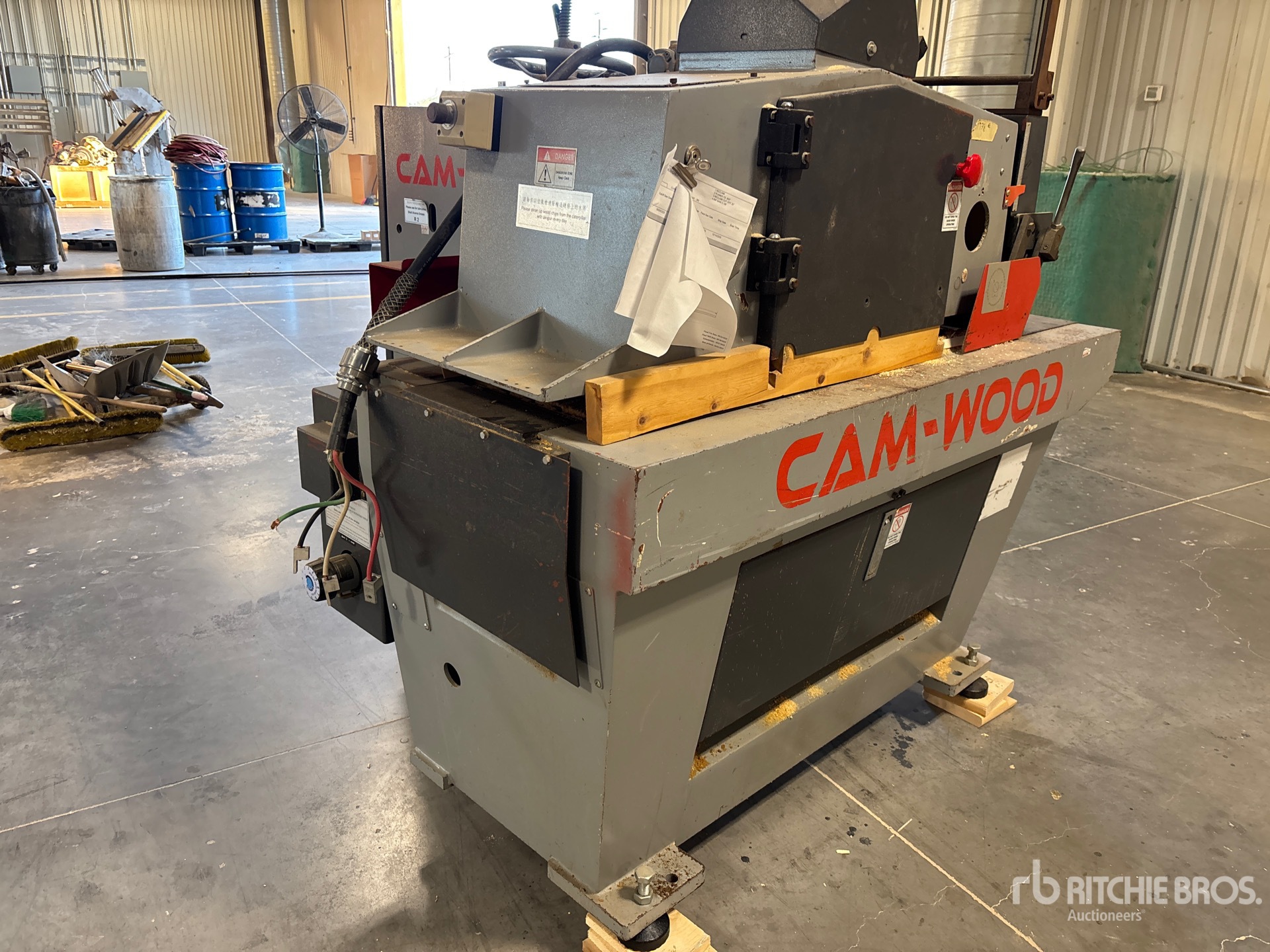 General Appearance with Imagen: esquina trasera derecha