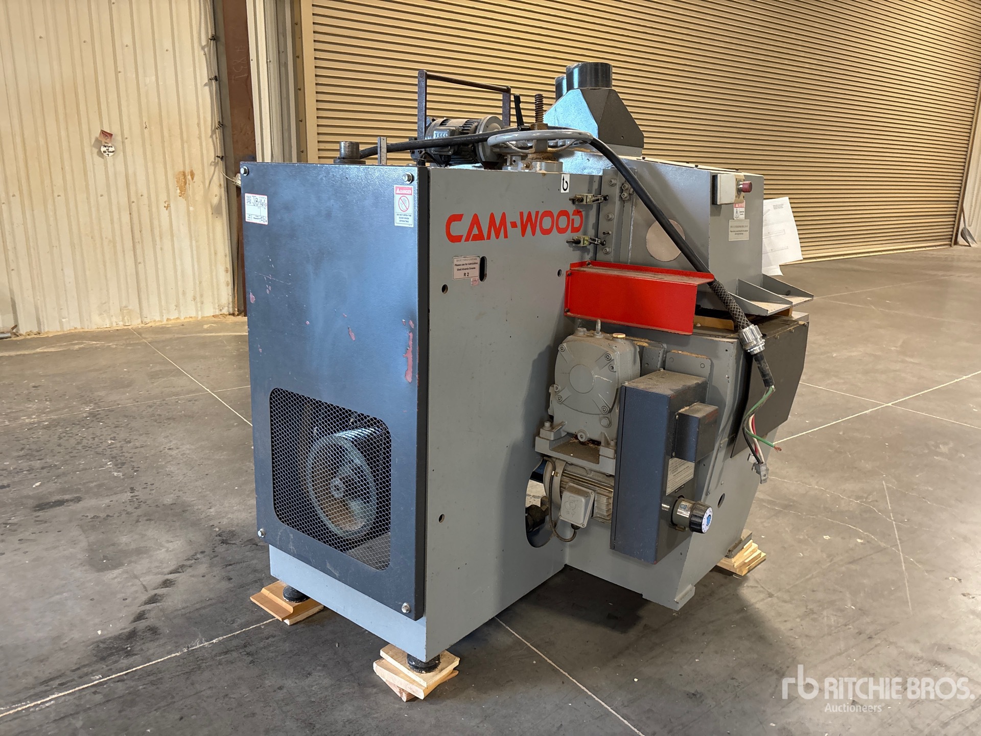 General Appearance with Imagen: esquina trasera izquierda