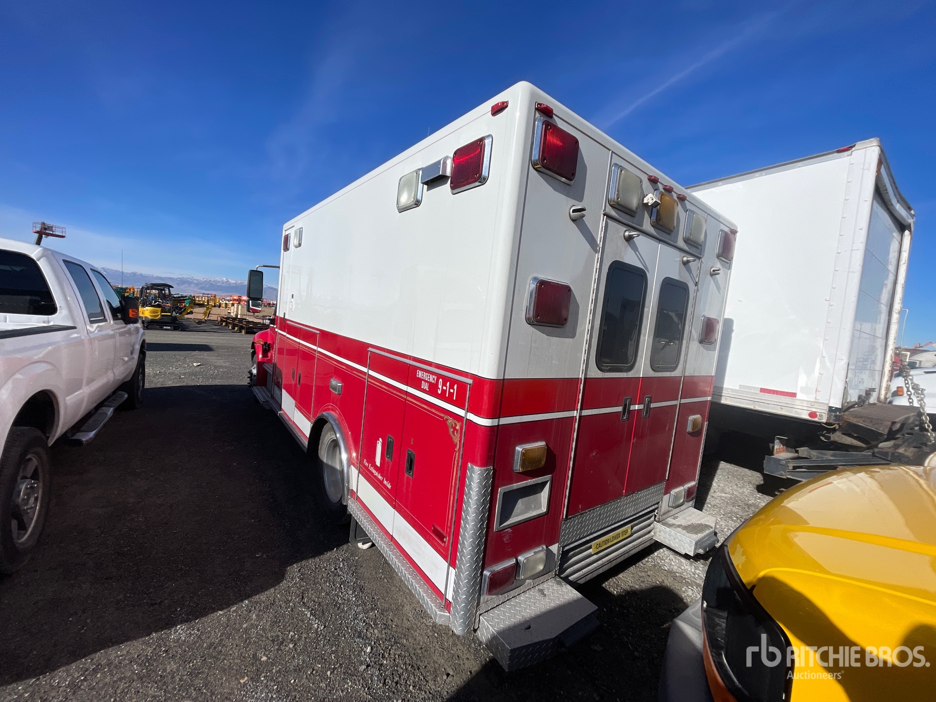 General Appearance with Imagen: esquina trasera izquierda