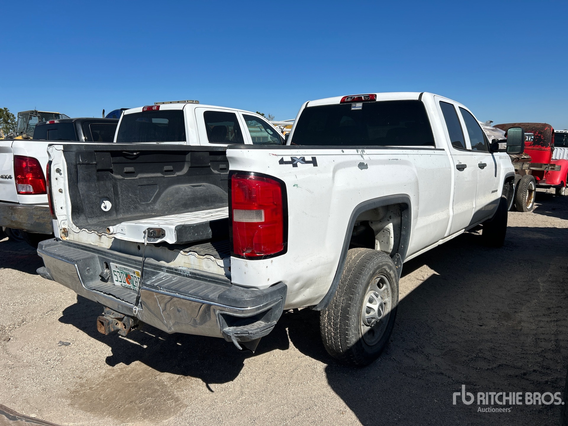 Aspect général with Image, coin arrière droit