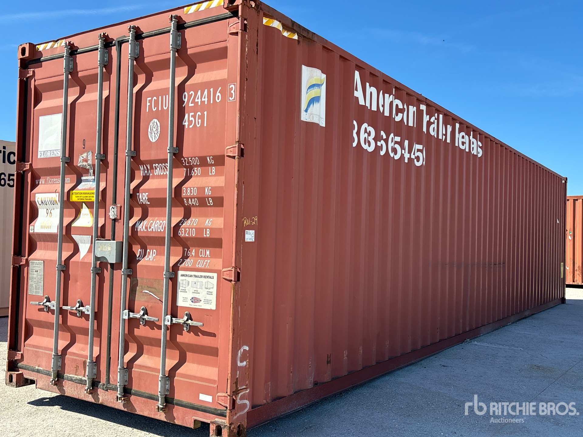 Aspect général with Image, coin arrière droit