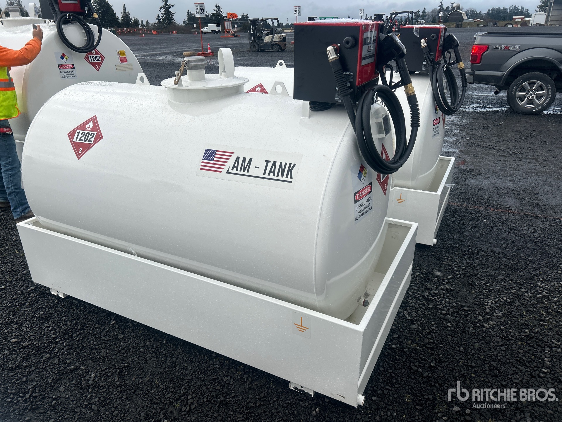 General Appearance with Bild, Ecke vorne rechts