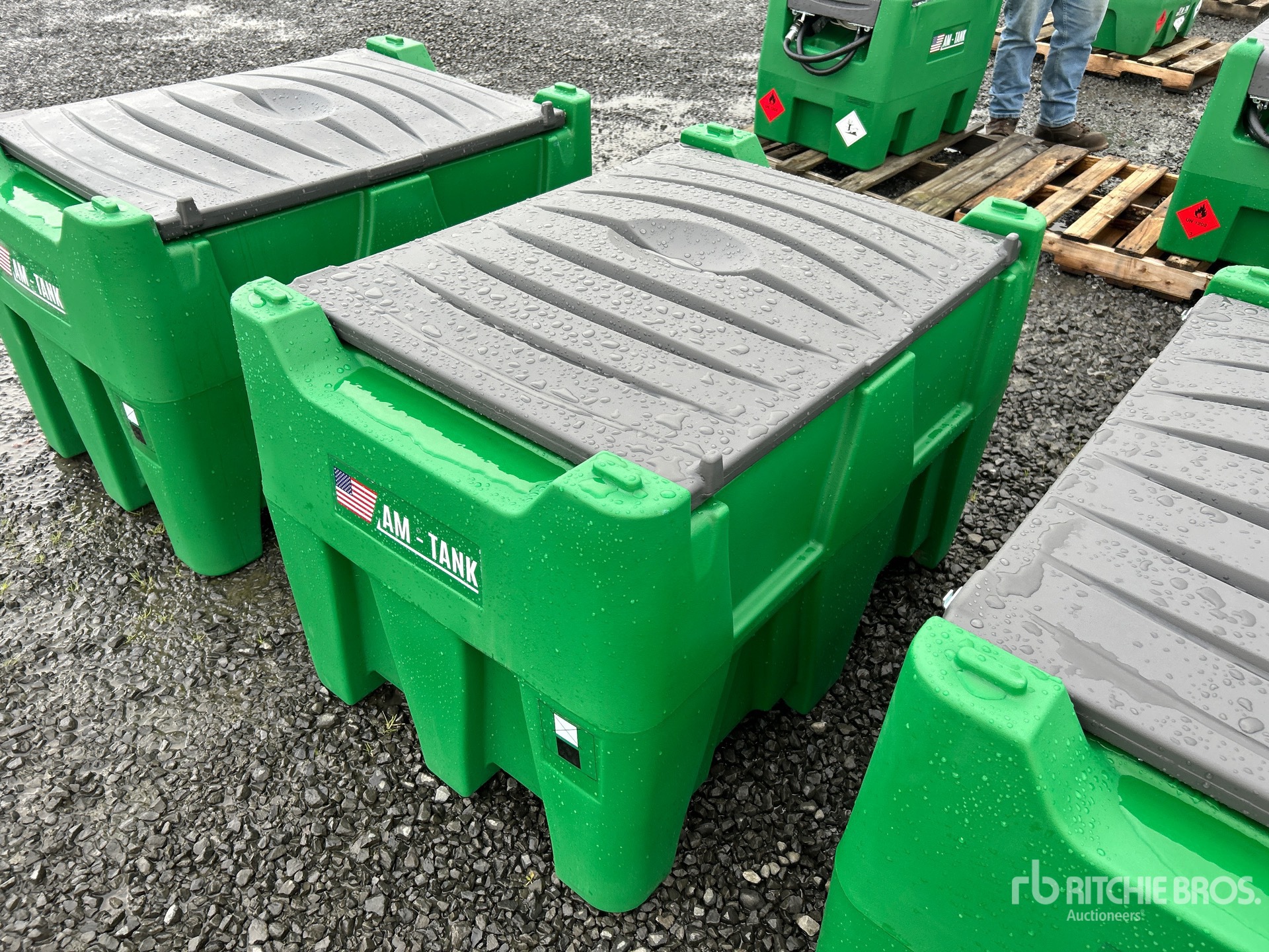 General Appearance with Bild, Ecke hinten links