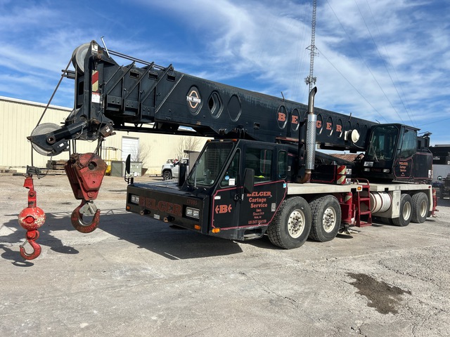 1996 (unverified) Link-Belt HTC-8670 70 ton 8x4 Hydraulic Truck Crane