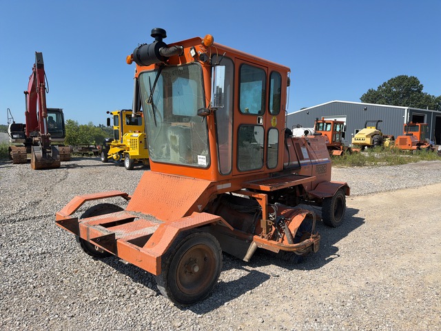 2012 Broce KR350 Self-Propelled Broom